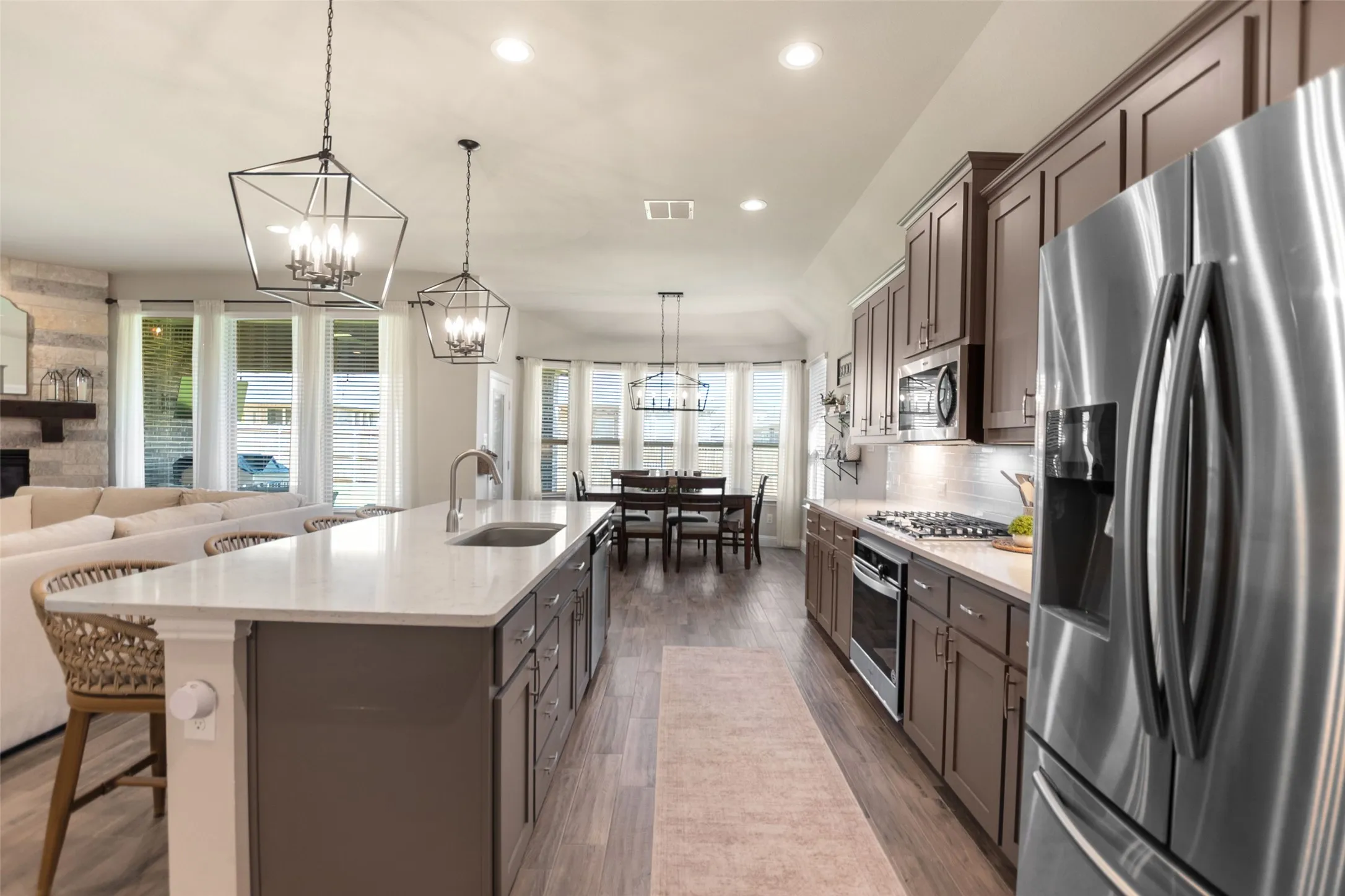 Single Family Residence For Sale in Denton County , 1215 Alderwood Drive, Justin, Texas 76247, 4 Bedroom, 2 Bathroom, 2 Garage spaces, 2,170 Sqft, built in 2020, mls#21335932, Real Estate Agent in Justin, Homes For Sale in Denton county, Homes For Sale in Justin, Realtor in Justin Texas, Real Estate Brokerage Independent Realty Texas, Luminita Cordes Realtor