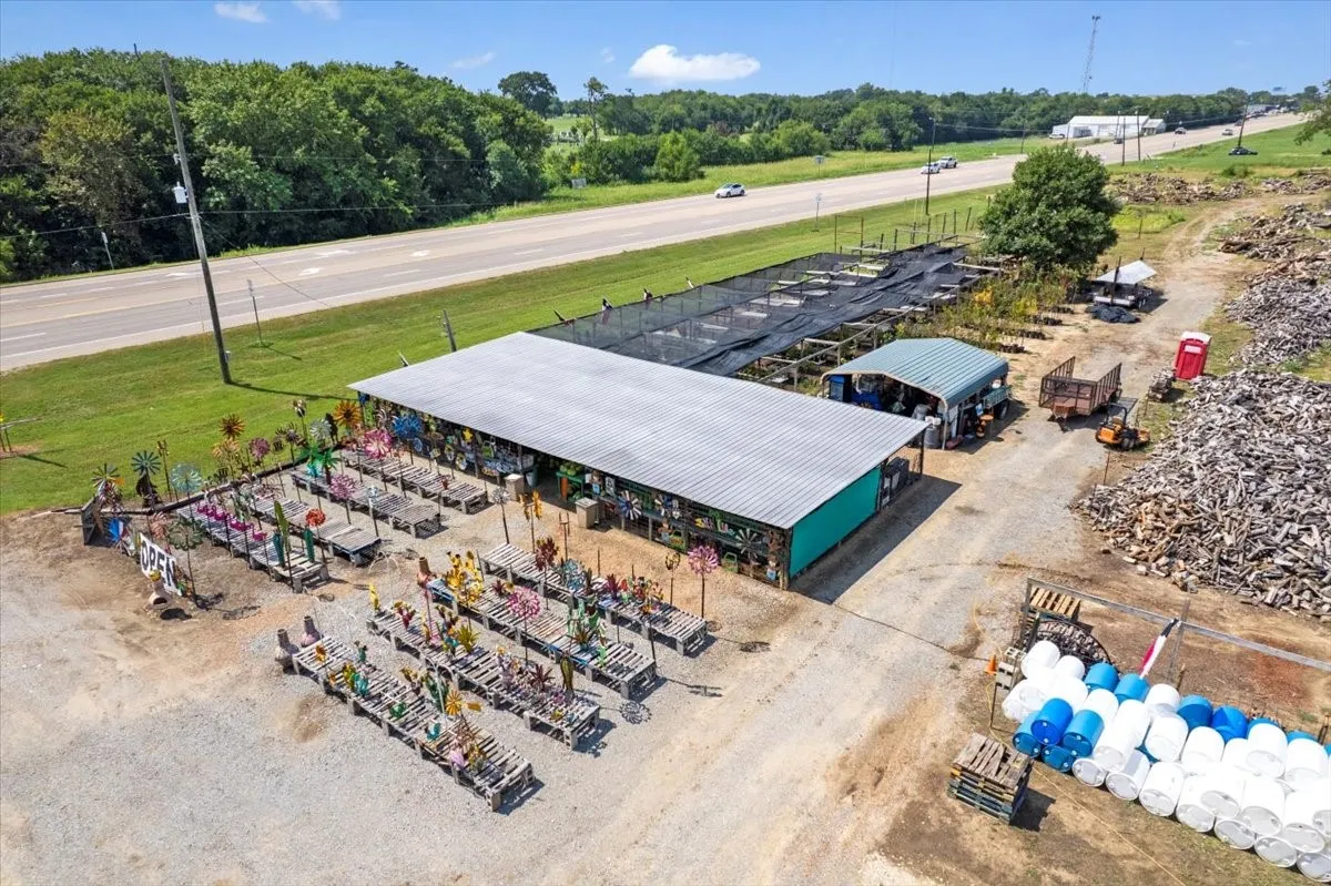 Retail For Sale in Fannin County , 604 N Tx-121, Bonham, Texas 75418, 0, 0, Garage spaces, 0 Sqft, built in 0, Price $1,100,000, mls#21336824, Real Estate Agent in Bonham, Homes For Sale in Fannin county, Homes For Sale in Bonham, Realtor in Bonham Texas, Real Estate Brokerage Independent Realty Texas, Luminita Cordes Realtor