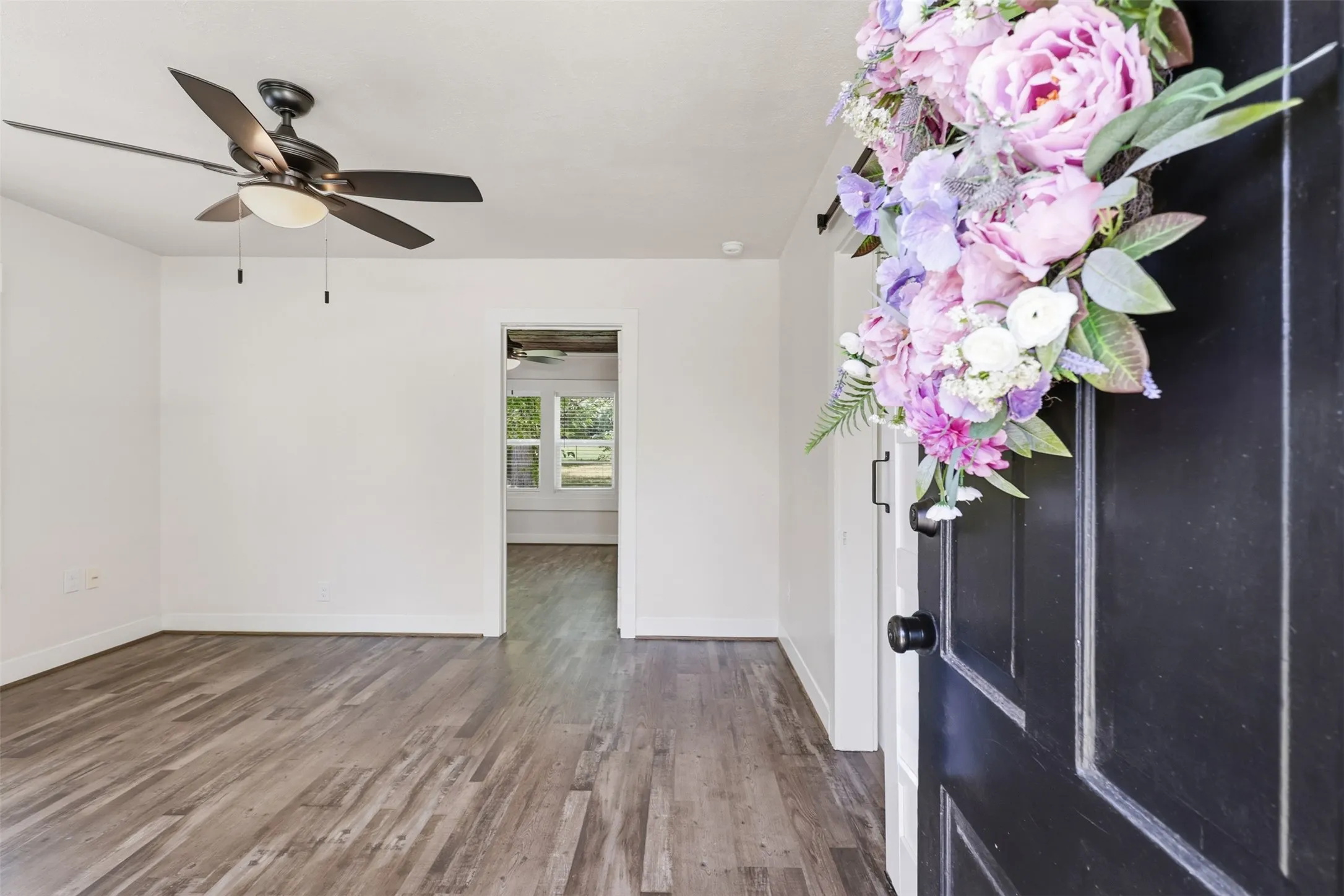Single Family Residence For Sale in Parker County , 707 W Water Street, Weatherford, Texas 76086, 2 Bedroom, 1 Bathroom, 1 Garage spaces, 641 Sqft, built in 0, mls#21336829, Real Estate Agent in Weatherford, Homes For Sale in Parker county, Homes For Sale in Weatherford, Realtor in Weatherford Texas, Real Estate Brokerage Independent Realty Texas, Luminita Cordes Realtor