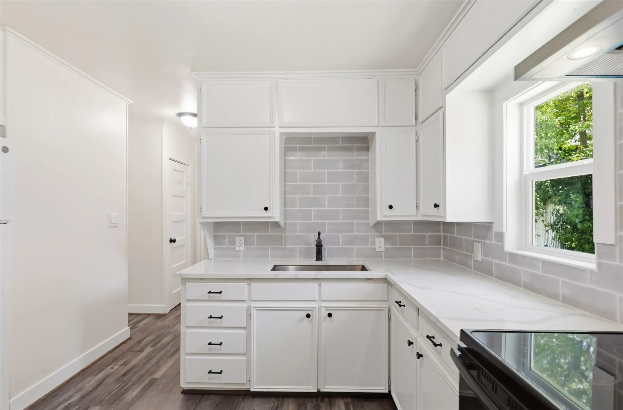 Single Family Residence For Sale in Parker County , 707 W Water Street, Weatherford, Texas 76086, 2 Bedroom, 1 Bathroom, 1 Garage spaces, 641 Sqft, built in 0, mls#21336829, Real Estate Agent in Weatherford, Homes For Sale in Parker county, Homes For Sale in Weatherford, Realtor in Weatherford Texas, Real Estate Brokerage Independent Realty Texas, Luminita Cordes Realtor