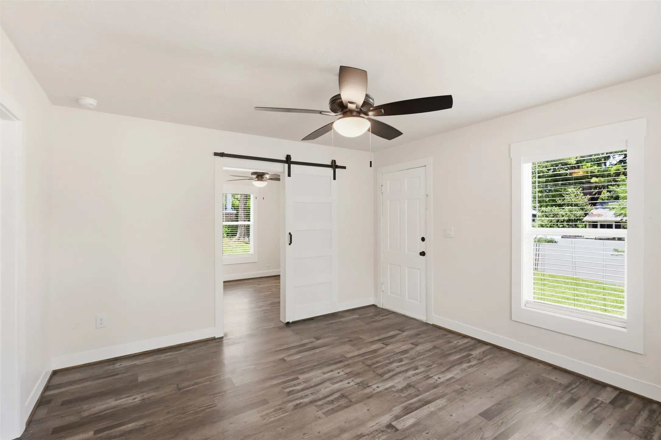 Single Family Residence For Sale in Parker County , 707 W Water Street, Weatherford, Texas 76086, 2 Bedroom, 1 Bathroom, 1 Garage spaces, 641 Sqft, built in 0, mls#21336829, Real Estate Agent in Weatherford, Homes For Sale in Parker county, Homes For Sale in Weatherford, Realtor in Weatherford Texas, Real Estate Brokerage Independent Realty Texas, Luminita Cordes Realtor