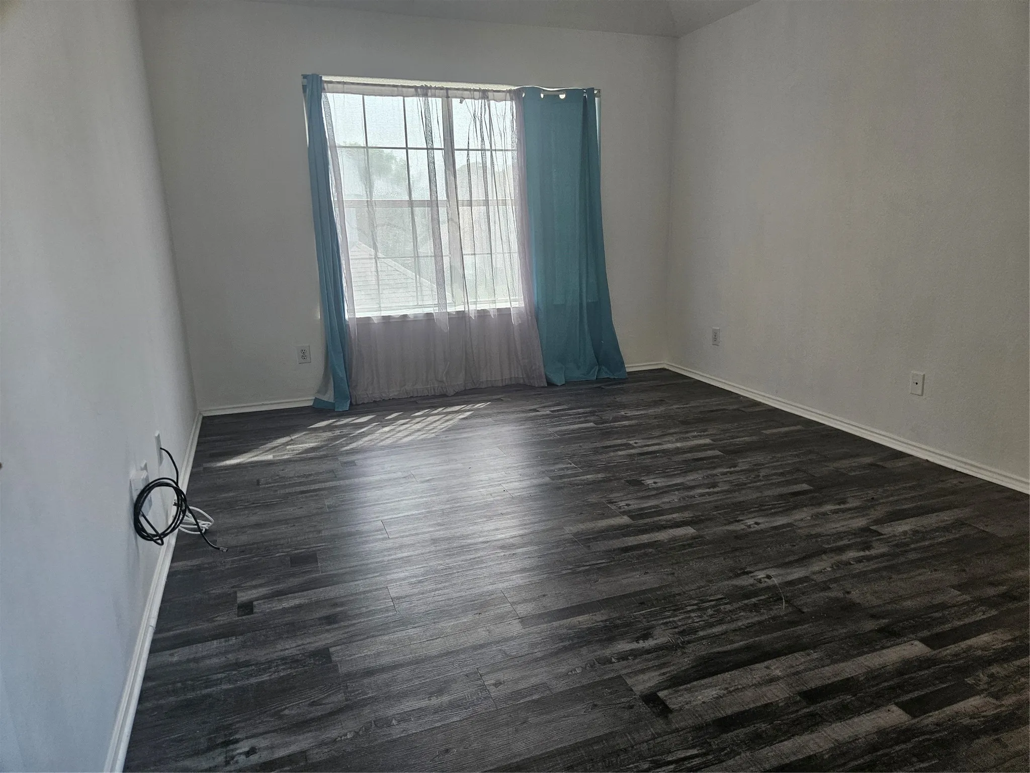 Single Family Residence For Sale in Collin County , 1537 Collin Drive, Allen, Texas 75002, 3 Bedroom, 3 Bathroom, 2 Garage spaces, 1,292 Sqft, built in 1993, mls#21336749, Real Estate Agent in Allen, Homes For Sale in Collin county, Homes For Sale in Allen, Realtor in Allen Texas, Real Estate Brokerage Independent Realty Texas, Luminita Cordes Realtor