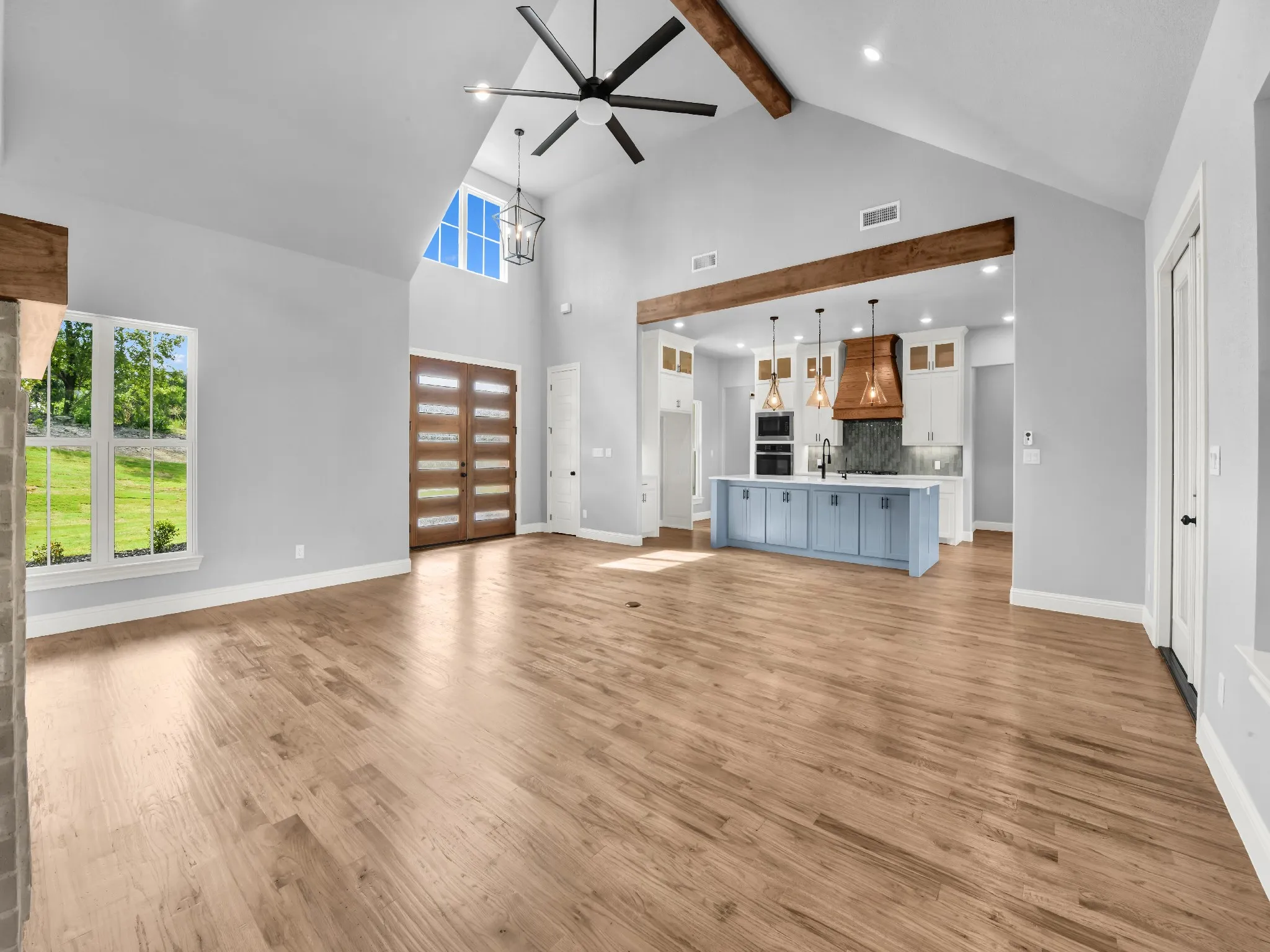 Single Family Residence For Sale in Parker County , 544 Aermotor Loop, Weatherford, Texas 76085, 4 Bedroom, 4 Bathroom, 3 Garage spaces, 3,100 Sqft, built in 2025, mls#21336831, Real Estate Agent in Weatherford, Homes For Sale in Parker county, Homes For Sale in Weatherford, Realtor in Weatherford Texas, Real Estate Brokerage Independent Realty Texas, Luminita Cordes Realtor