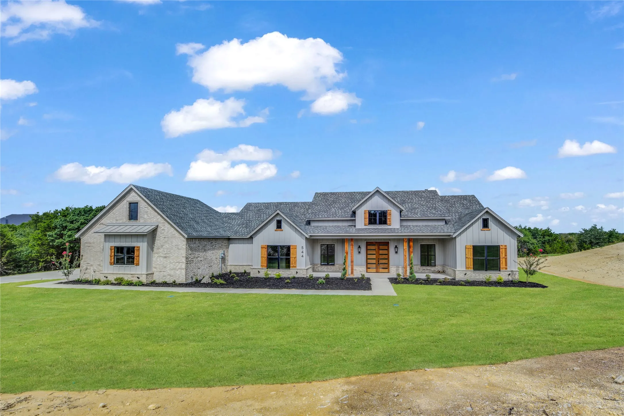 Single Family Residence For Sale in Parker County , 544 Aermotor Loop, Weatherford, Texas 76085, 4 Bedroom, 4 Bathroom, 3 Garage spaces, 3,100 Sqft, built in 2025, mls#21336831, Real Estate Agent in Weatherford, Homes For Sale in Parker county, Homes For Sale in Weatherford, Realtor in Weatherford Texas, Real Estate Brokerage Independent Realty Texas, Luminita Cordes Realtor