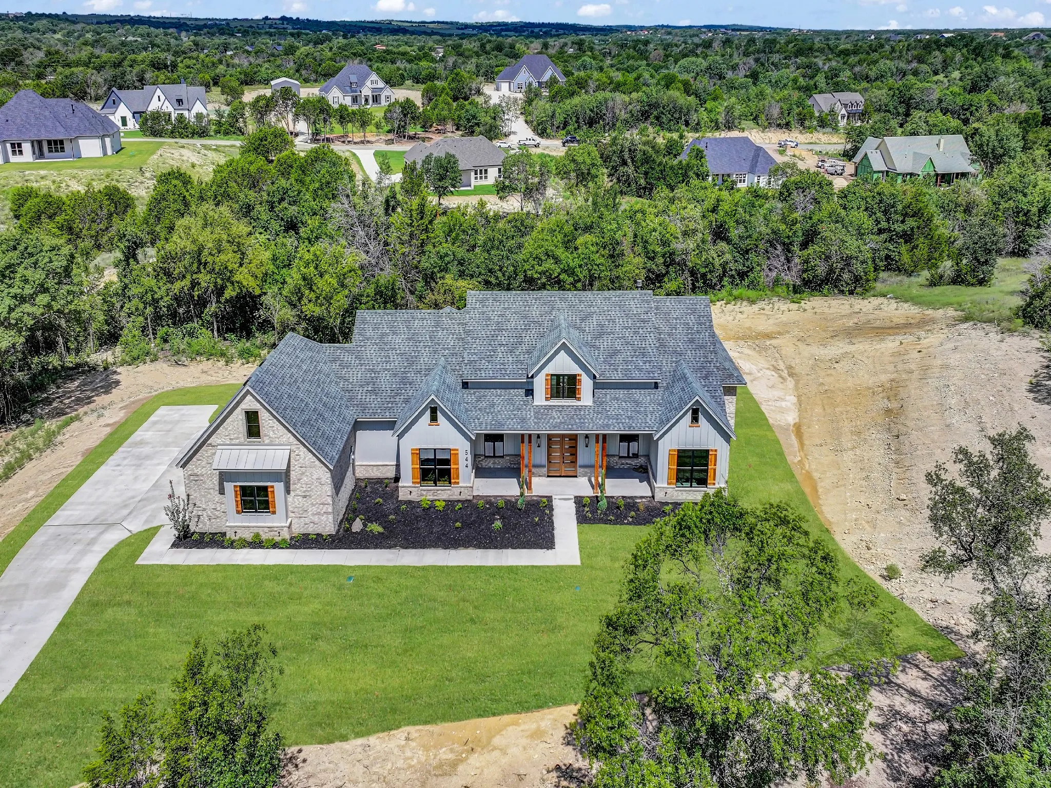 Single Family Residence For Sale in Parker County , 544 Aermotor Loop, Weatherford, Texas 76085, 4 Bedroom, 4 Bathroom, 3 Garage spaces, 3,100 Sqft, built in 2025, mls#21336831, Real Estate Agent in Weatherford, Homes For Sale in Parker county, Homes For Sale in Weatherford, Realtor in Weatherford Texas, Real Estate Brokerage Independent Realty Texas, Luminita Cordes Realtor
