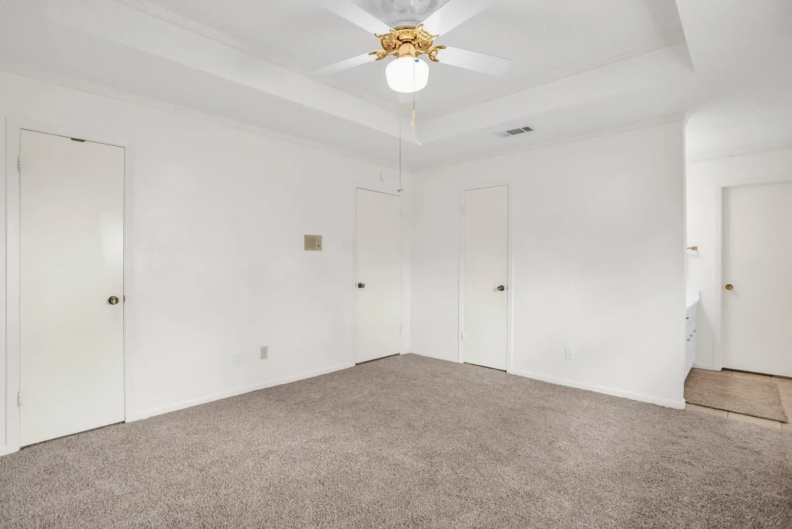 Single Family Residence For Rent in Dallas County , 116 Greenway Street, Sunnyvale, Texas 75182, 4 Bedroom, 2 Bathroom, 2 Garage spaces, 1,978 Sqft, built in 1975, mls#21336833, Real Estate Agent in Sunnyvale, Homes For Rent in Dallas county, Homes For Rent in Sunnyvale, Realtor in Sunnyvale Texas, Real Estate Brokerage Independent Realty Texas, Luminita Cordes Realtor