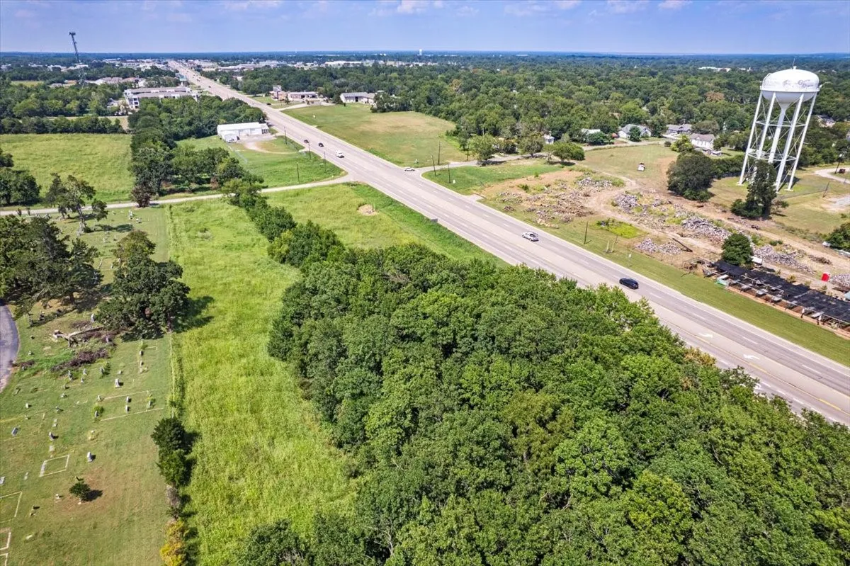 Improved Land For Sale in Fannin County , Westside W Tx-121 Highway, Bonham, Texas 75418, 0, 0, Garage spaces, 0 Sqft, built in 0, Price $900,000, mls#21336828, Real Estate Agent in Bonham, Homes For Sale in Fannin county, Homes For Sale in Bonham, Realtor in Bonham Texas, Real Estate Brokerage Independent Realty Texas, Luminita Cordes Realtor
