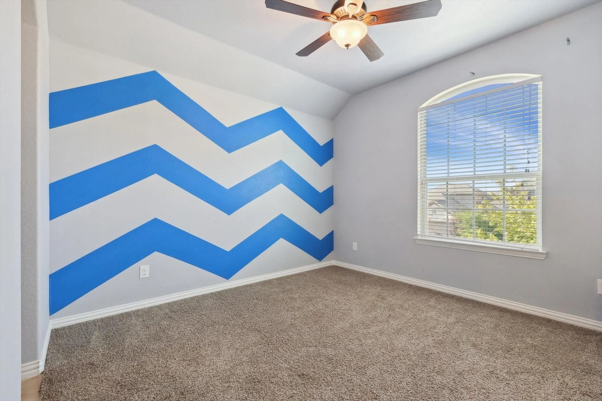 Single Family Residence For Rent in Denton County , 16328 White Rock Boulevard, Prosper, Texas 75078, 4 Bedrooms, 4 Bathrooms, 2 Garage spaces, 3,007 Sqft, built in 2015, Price $3,100, mls#21330090, Real Estate Agent in Prosper, Homes For Rent in Denton county, Homes For Rent in Prosper, Realtor in Prosper Texas, Real Estate Brokerage Independent Realty Texas, Luminita Cordes Realtor