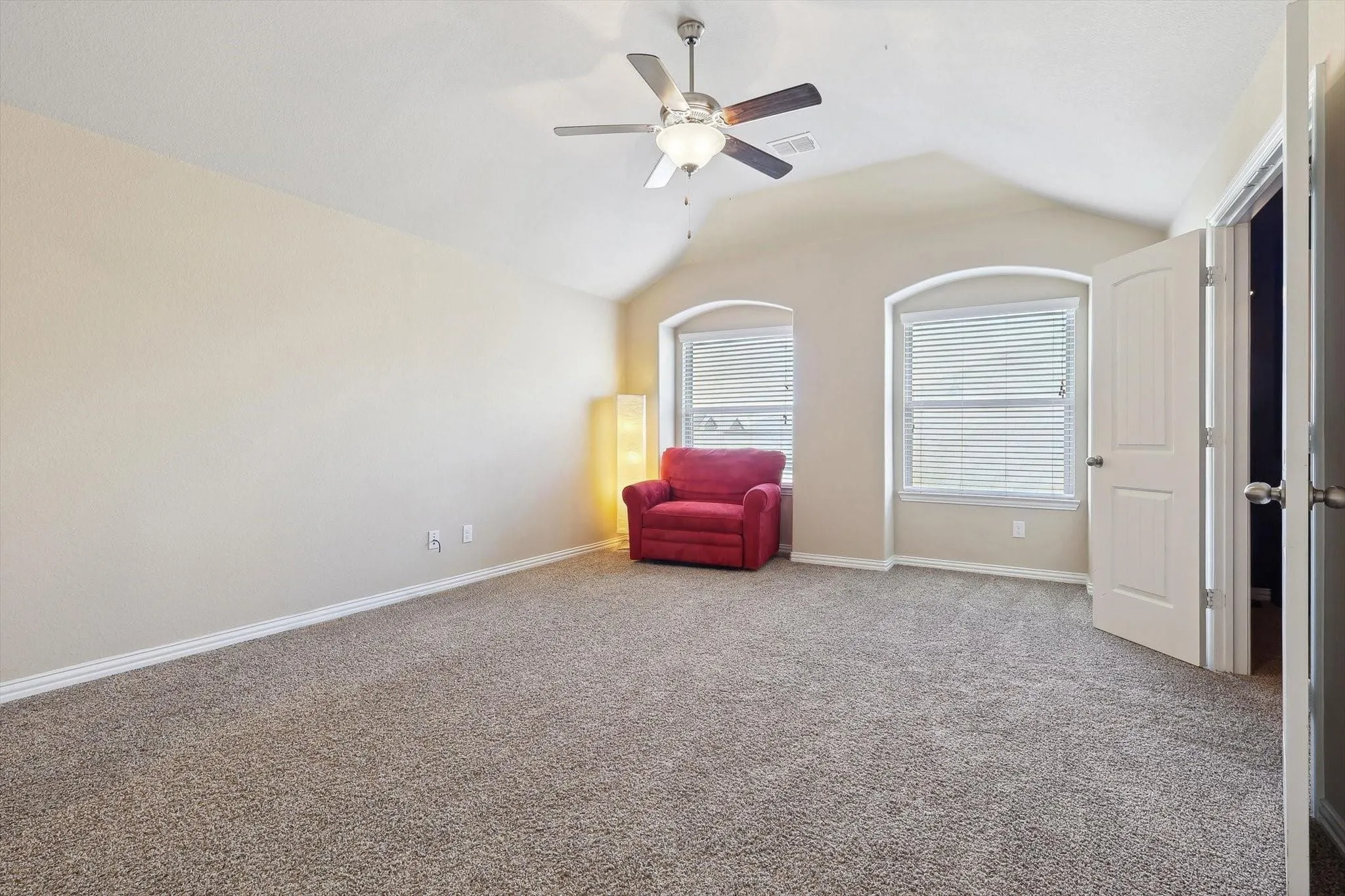 Single Family Residence For Rent in Denton County , 16328 White Rock Boulevard, Prosper, Texas 75078, 4 Bedrooms, 4 Bathrooms, 2 Garage spaces, 3,007 Sqft, built in 2015, Price $3,100, mls#21330090, Real Estate Agent in Prosper, Homes For Rent in Denton county, Homes For Rent in Prosper, Realtor in Prosper Texas, Real Estate Brokerage Independent Realty Texas, Luminita Cordes Realtor