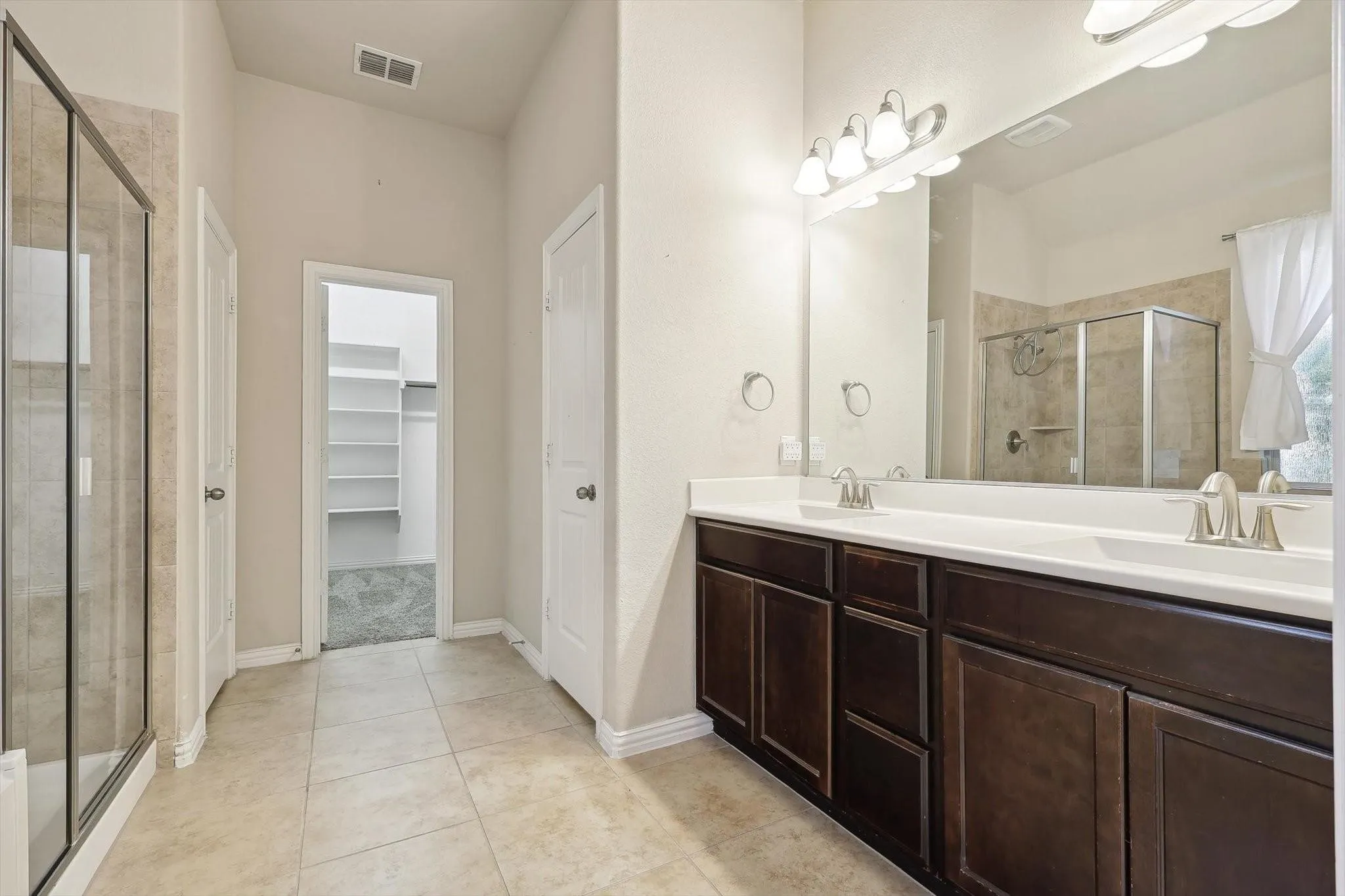 Single Family Residence For Rent in Denton County , 16328 White Rock Boulevard, Prosper, Texas 75078, 4 Bedrooms, 4 Bathrooms, 2 Garage spaces, 3,007 Sqft, built in 2015, Price $3,100, mls#21330090, Real Estate Agent in Prosper, Homes For Rent in Denton county, Homes For Rent in Prosper, Realtor in Prosper Texas, Real Estate Brokerage Independent Realty Texas, Luminita Cordes Realtor