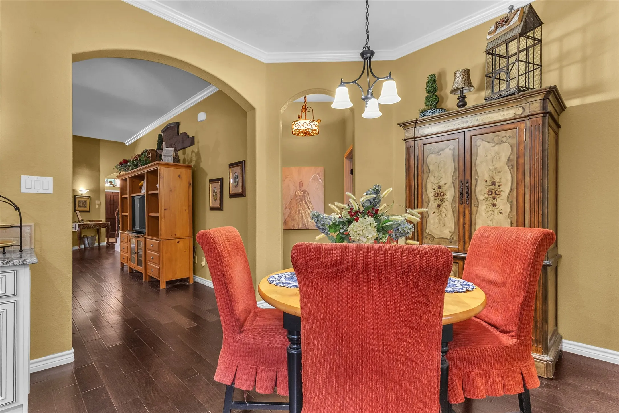 Single Family Residence For Sale in Denton County , 4512 Seventeen Lakes Court, Fort Worth, Texas 76262, 4 Bedroom, 3 Bathroom, 2 Garage spaces, 2,714 Sqft, built in 2014, mls#21336856, Real Estate Agent in Fort Worth, Homes For Sale in Denton county, Homes For Sale in Fort Worth, Realtor in Fort Worth Texas, Real Estate Brokerage Independent Realty Texas, Luminita Cordes Realtor