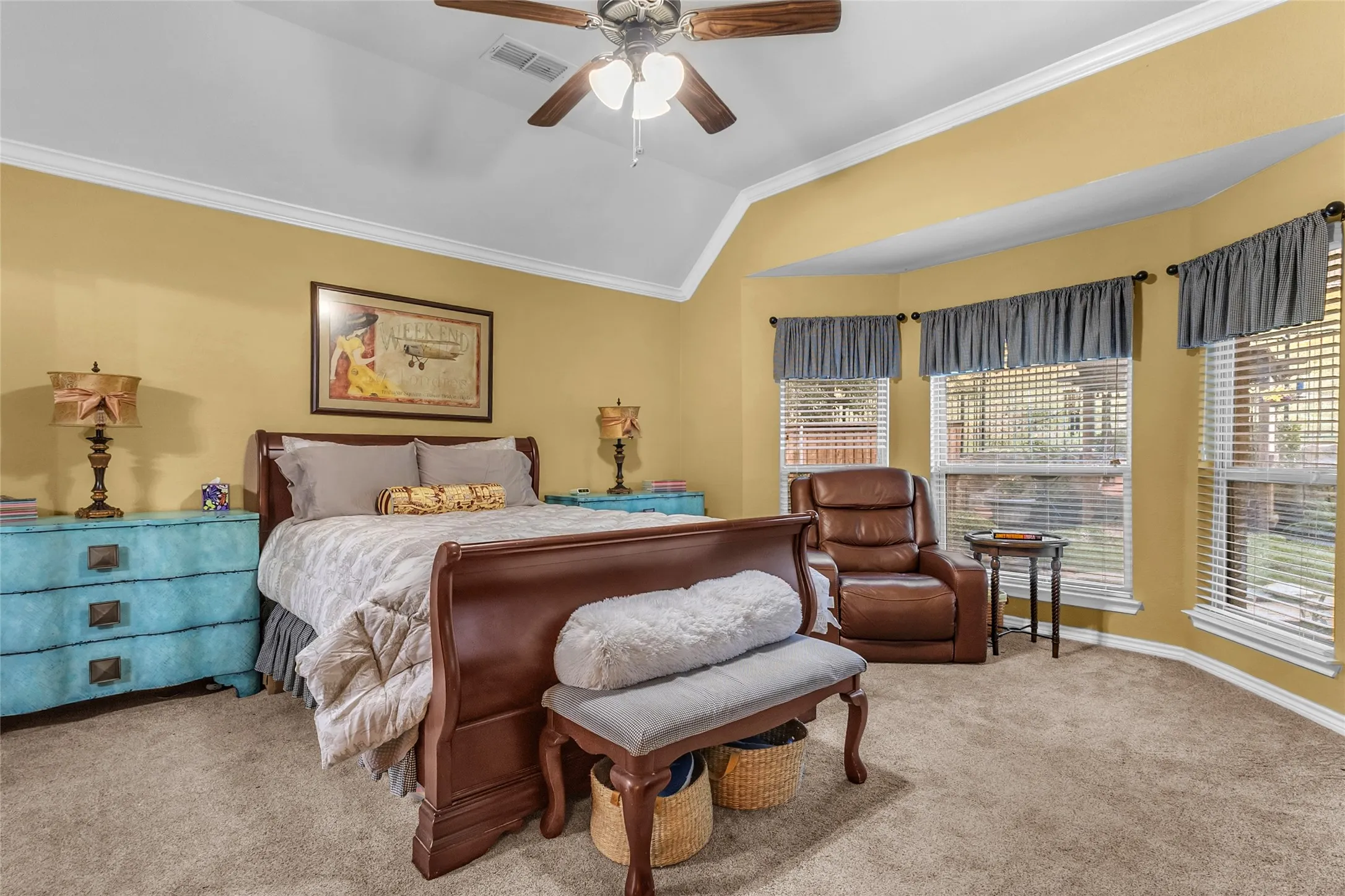 Single Family Residence For Sale in Denton County , 4512 Seventeen Lakes Court, Fort Worth, Texas 76262, 4 Bedroom, 3 Bathroom, 2 Garage spaces, 2,714 Sqft, built in 2014, mls#21336856, Real Estate Agent in Fort Worth, Homes For Sale in Denton county, Homes For Sale in Fort Worth, Realtor in Fort Worth Texas, Real Estate Brokerage Independent Realty Texas, Luminita Cordes Realtor