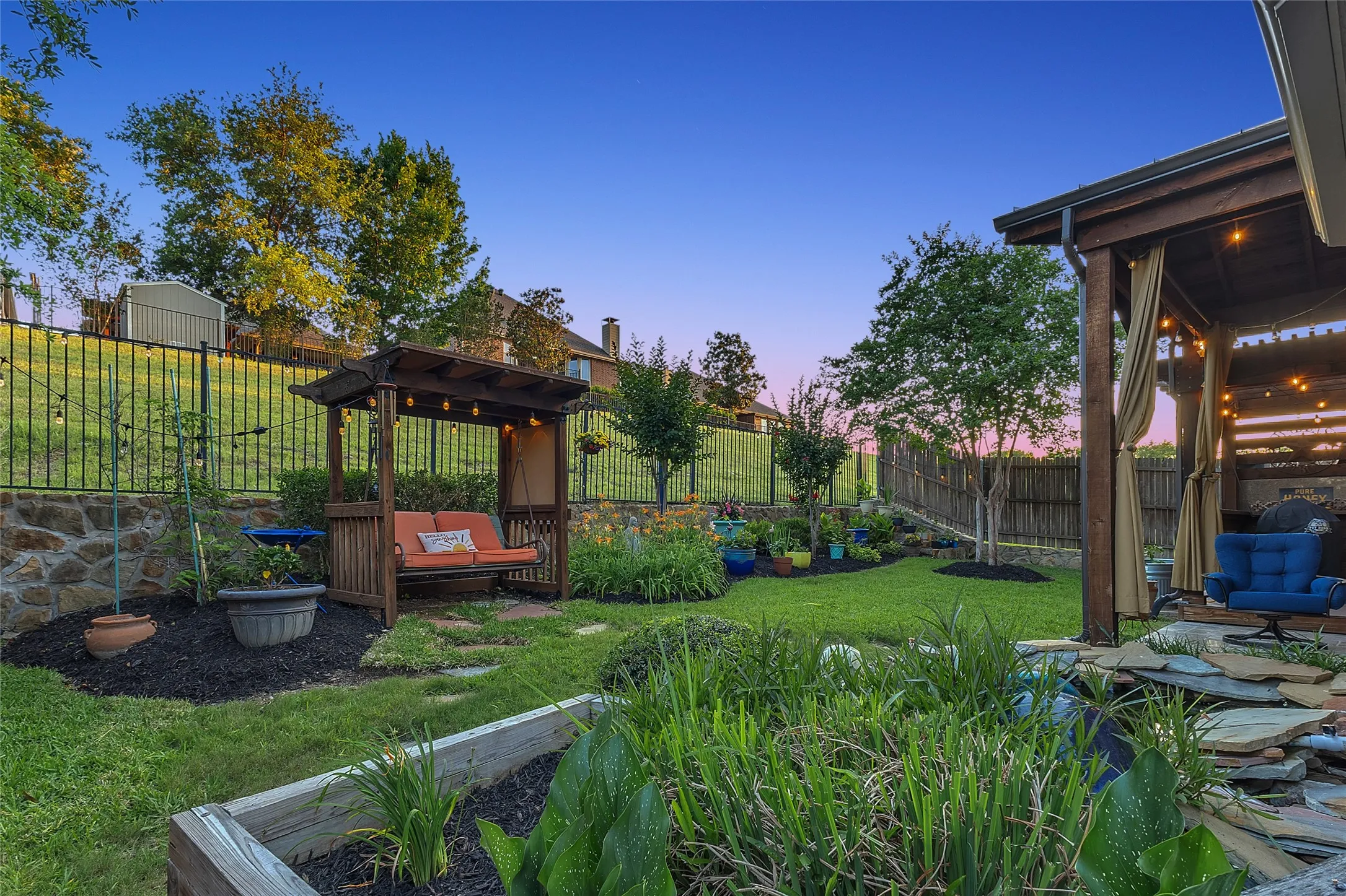 Single Family Residence For Sale in Denton County , 4512 Seventeen Lakes Court, Fort Worth, Texas 76262, 4 Bedroom, 3 Bathroom, 2 Garage spaces, 2,714 Sqft, built in 2014, mls#21336856, Real Estate Agent in Fort Worth, Homes For Sale in Denton county, Homes For Sale in Fort Worth, Realtor in Fort Worth Texas, Real Estate Brokerage Independent Realty Texas, Luminita Cordes Realtor