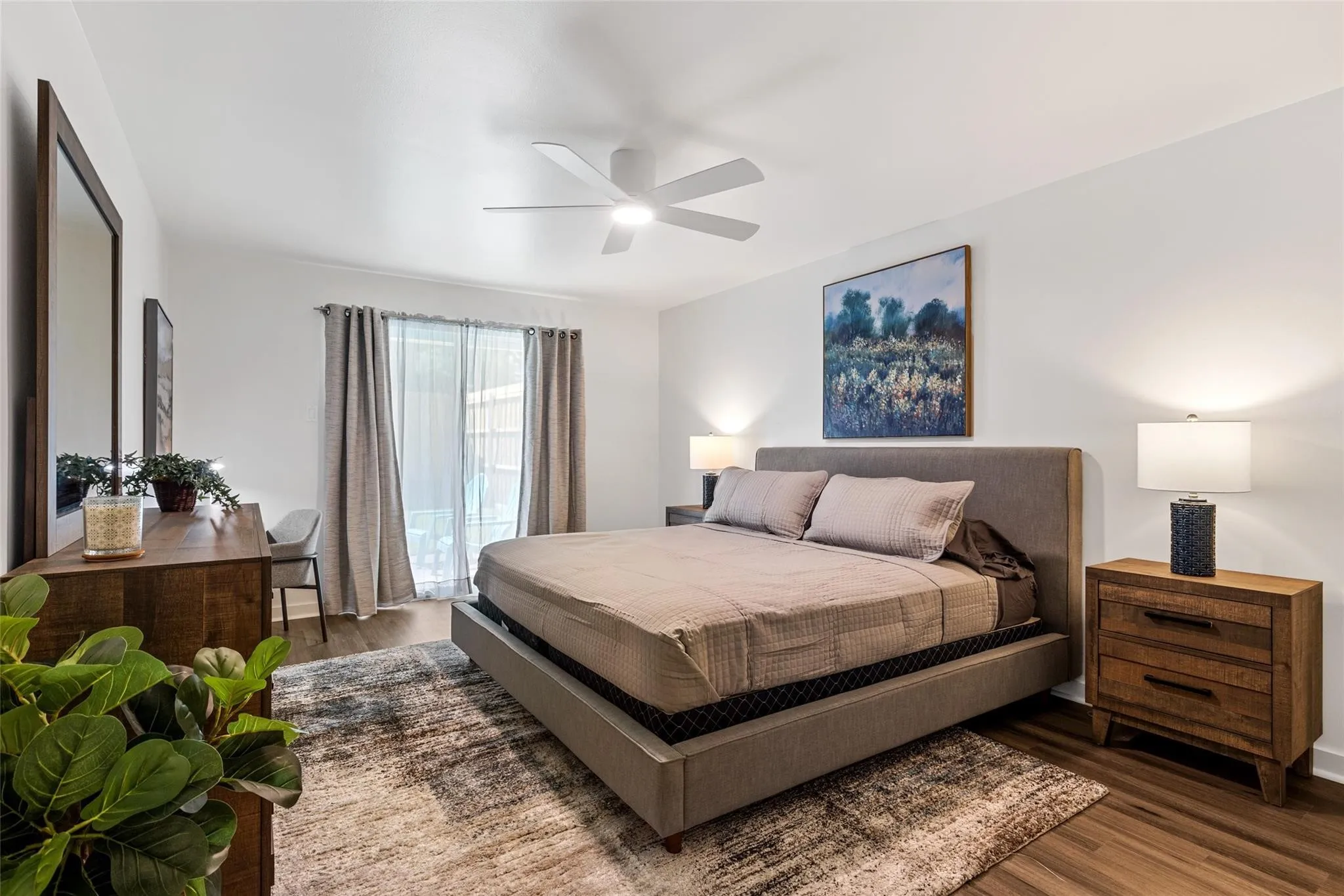 Duplex For Rent in Dallas County , 3545 Northwest Parkway, University Park, Texas 75225, 3 Bedroom, 2 Bathroom, Garage spaces, 1,676 Sqft, built in 1960, mls#21328701, Real Estate Agent in University Park, Homes For Rent in Dallas county, Homes For Rent in University Park, Realtor in University Park Texas, Real Estate Brokerage Independent Realty Texas, Luminita Cordes Realtor