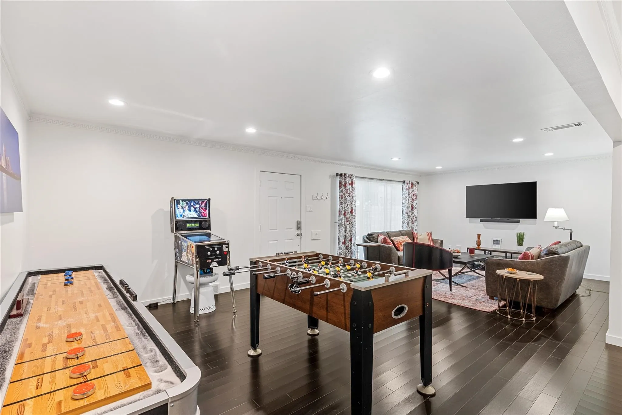 Duplex For Rent in Dallas County , 3545 Northwest Parkway, University Park, Texas 75225, 3 Bedroom, 2 Bathroom, Garage spaces, 1,676 Sqft, built in 1960, mls#21328701, Real Estate Agent in University Park, Homes For Rent in Dallas county, Homes For Rent in University Park, Realtor in University Park Texas, Real Estate Brokerage Independent Realty Texas, Luminita Cordes Realtor