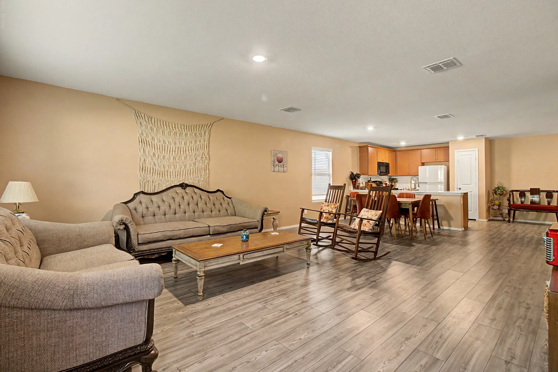 Single Family Residence For Sale in Dallas County , 1517 Oak Creek Drive, Hutchins, Texas 75141, 3 Bedroom, 2 Bathroom, 2 Garage spaces, 1,520 Sqft, built in 2022, mls#21333058, Real Estate Agent in Hutchins, Homes For Sale in Dallas county, Homes For Sale in Hutchins, Realtor in Hutchins Texas, Real Estate Brokerage Independent Realty Texas, Luminita Cordes Realtor