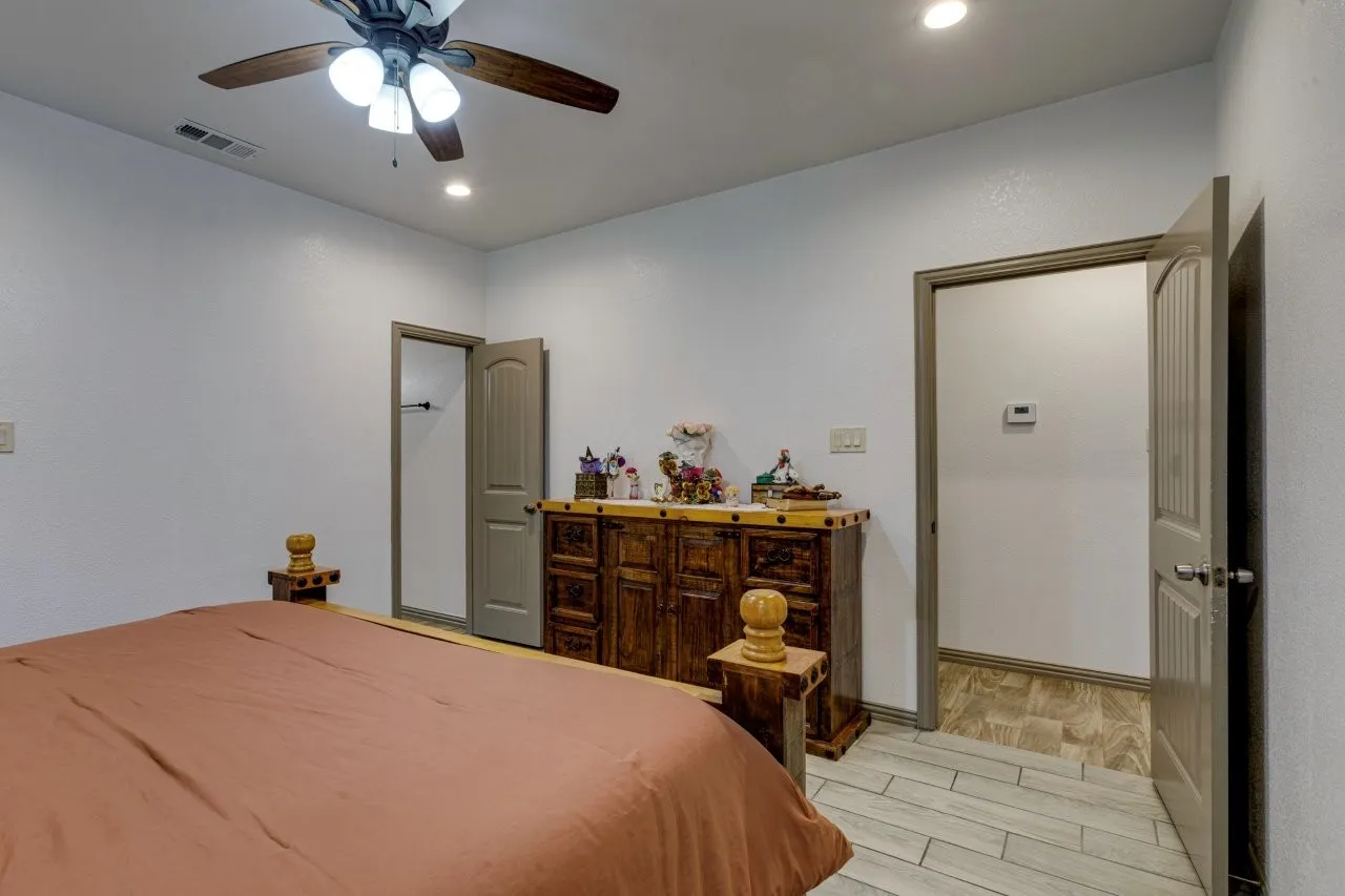 Single Family Residence For Sale in Dallas County , 816 Elmo Drive, Seagoville, Texas 75159, 4 Bedroom, 2 Bathroom, 2 Garage spaces, 1,700 Sqft, built in 2018, mls#21325666, Real Estate Agent in Seagoville, Homes For Sale in Dallas county, Homes For Sale in Seagoville, Realtor in Seagoville Texas, Real Estate Brokerage Independent Realty Texas, Luminita Cordes Realtor