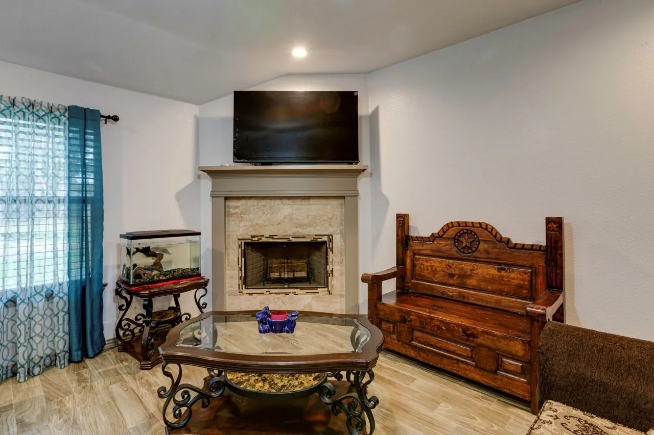 Single Family Residence For Sale in Dallas County , 816 Elmo Drive, Seagoville, Texas 75159, 4 Bedroom, 2 Bathroom, 2 Garage spaces, 1,700 Sqft, built in 2018, mls#21325666, Real Estate Agent in Seagoville, Homes For Sale in Dallas county, Homes For Sale in Seagoville, Realtor in Seagoville Texas, Real Estate Brokerage Independent Realty Texas, Luminita Cordes Realtor