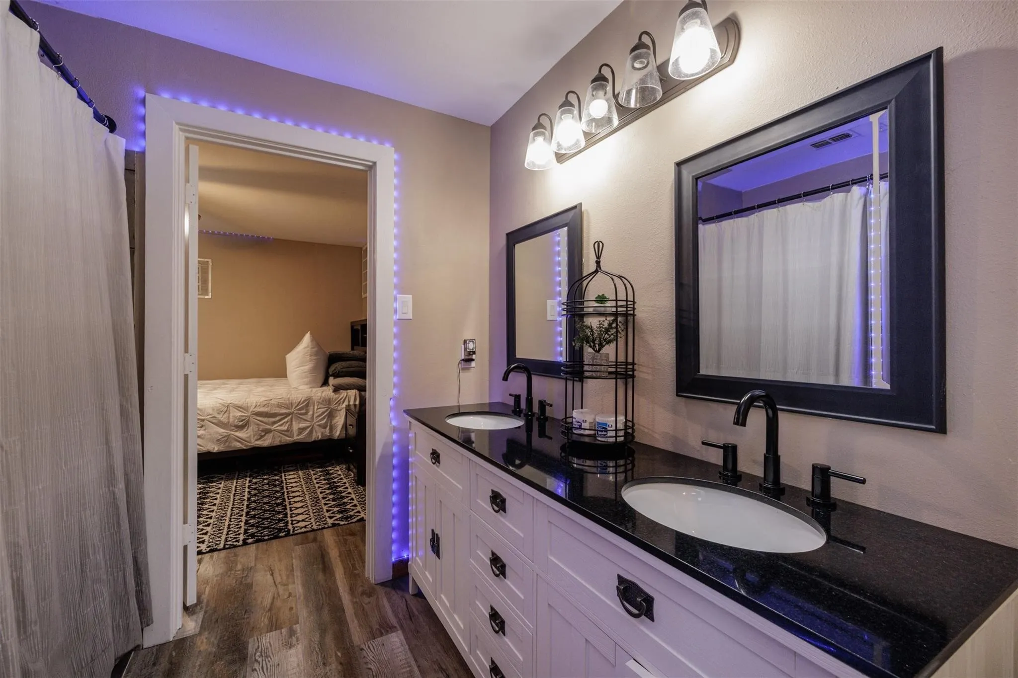 Single Family Residence For Sale in Rains County , 765 Rs County Road 3410, Emory, Texas 75440, 5 Bedrooms, 4 Bathrooms, Garage spaces, 2,940 Sqft, built in 2010, Price $839,999, mls#21336867, Real Estate Agent in Emory, Homes For Sale in Rains county, Homes For Sale in Emory, Realtor in Emory Texas, Real Estate Brokerage Independent Realty Texas, Luminita Cordes Realtor