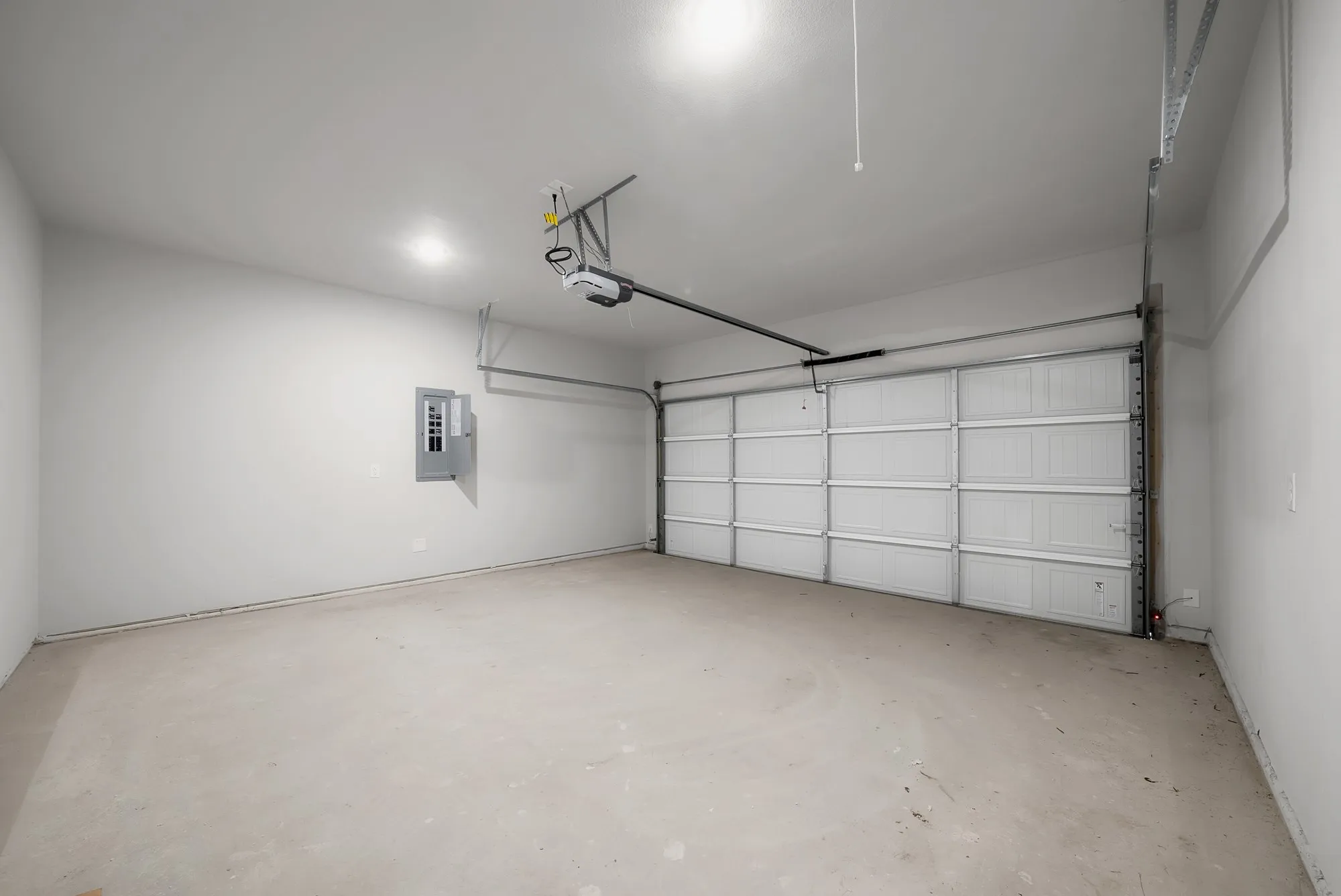 Single Family Residence For Sale in Johnson County , 407 E Willingham Street, Cleburne, Texas 76031, 3 Bedroom, 2 Bathroom, 2 Garage spaces, 2,200 Sqft, built in 2025, mls#21336890, Real Estate Agent in Cleburne, Homes For Sale in Johnson county, Homes For Sale in Cleburne, Realtor in Cleburne Texas, Real Estate Brokerage Independent Realty Texas, Luminita Cordes Realtor
