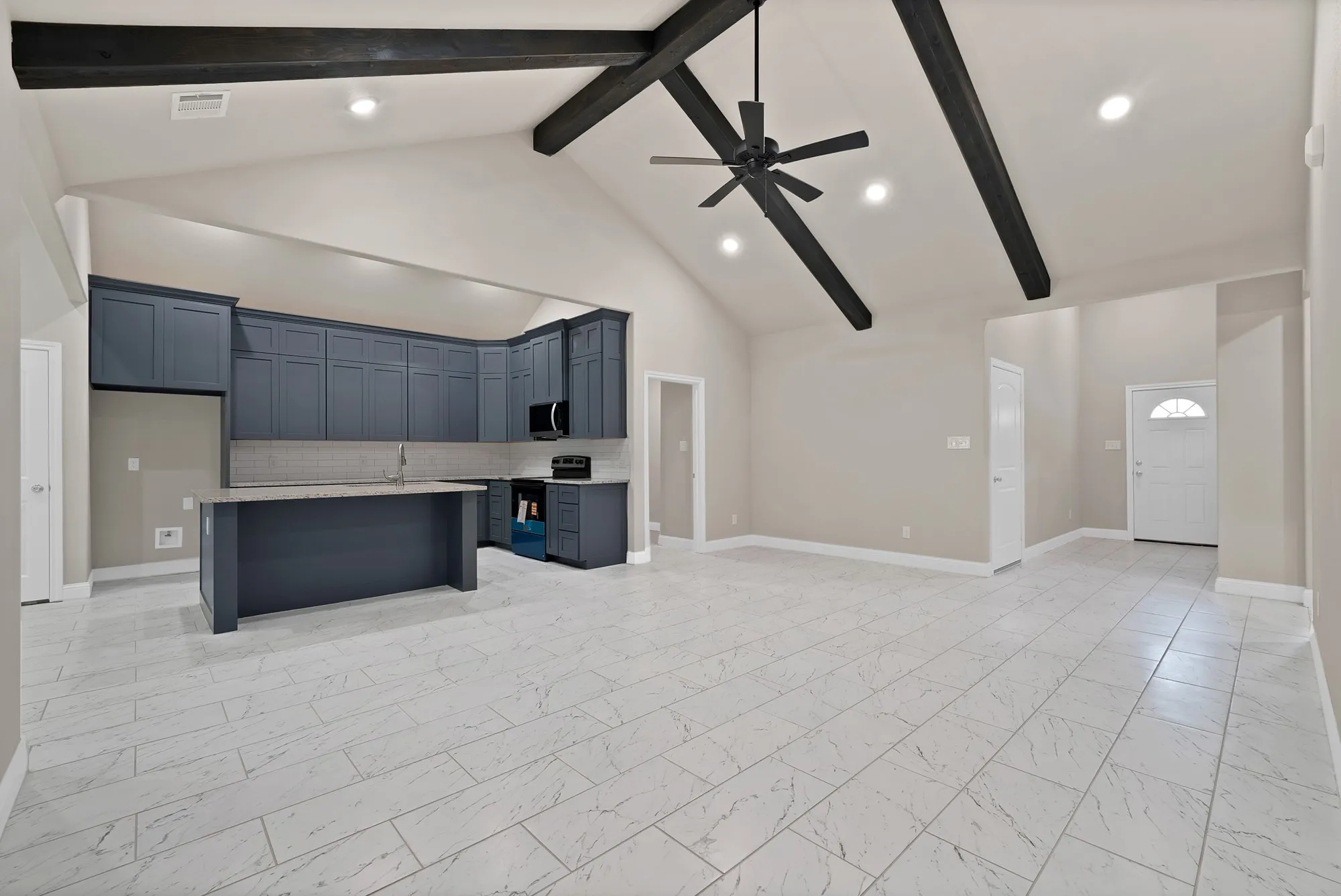 Single Family Residence For Sale in Johnson County , 407 E Willingham Street, Cleburne, Texas 76031, 3 Bedroom, 2 Bathroom, 2 Garage spaces, 2,200 Sqft, built in 2025, mls#21336890, Real Estate Agent in Cleburne, Homes For Sale in Johnson county, Homes For Sale in Cleburne, Realtor in Cleburne Texas, Real Estate Brokerage Independent Realty Texas, Luminita Cordes Realtor