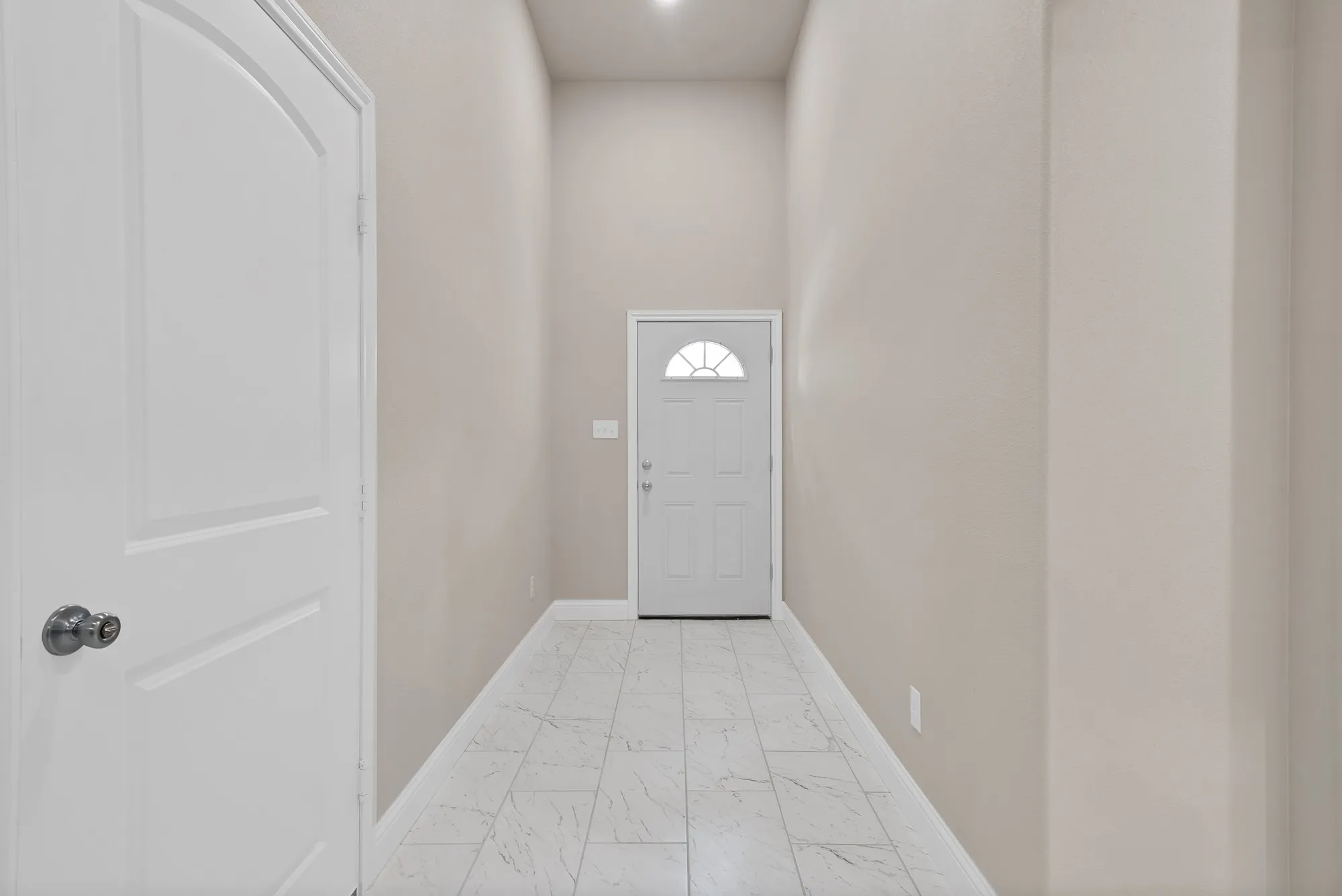 Single Family Residence For Sale in Johnson County , 407 E Willingham Street, Cleburne, Texas 76031, 3 Bedroom, 2 Bathroom, 2 Garage spaces, 2,200 Sqft, built in 2025, mls#21336890, Real Estate Agent in Cleburne, Homes For Sale in Johnson county, Homes For Sale in Cleburne, Realtor in Cleburne Texas, Real Estate Brokerage Independent Realty Texas, Luminita Cordes Realtor