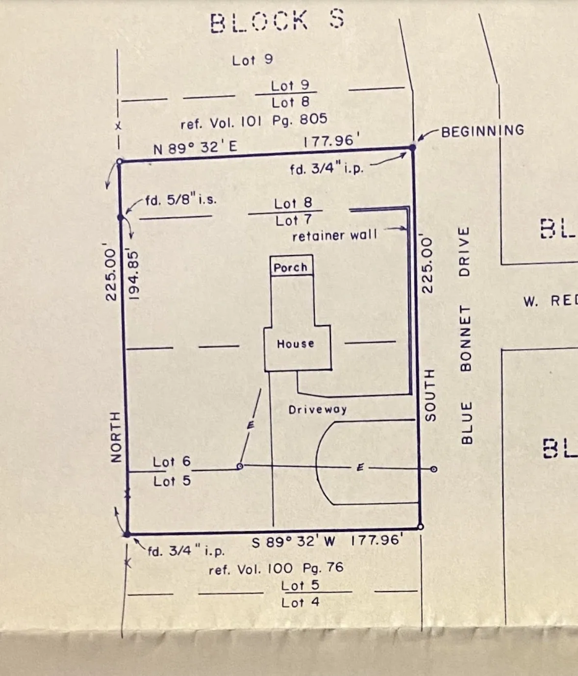 Single Family Residence For Sale in Kimble County , 120 Bluebonnet Drive, Junction, Texas 76849, 4 Bedroom, 3 Bathroom, 2 Garage spaces, 3,162 Sqft, built in 1957, mls#21335816, Real Estate Agent in Junction, Homes For Sale in Kimble county, Homes For Sale in Junction, Realtor in Junction Texas, Real Estate Brokerage Independent Realty Texas, Luminita Cordes Realtor