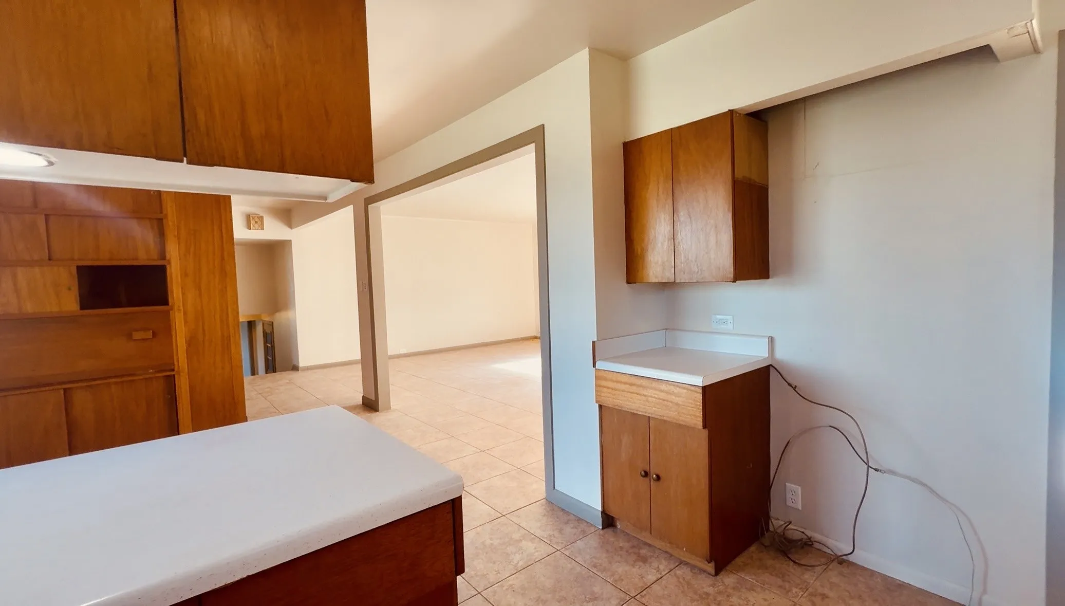 Single Family Residence For Sale in Kimble County , 120 Bluebonnet Drive, Junction, Texas 76849, 4 Bedroom, 3 Bathroom, 2 Garage spaces, 3,162 Sqft, built in 1957, mls#21335816, Real Estate Agent in Junction, Homes For Sale in Kimble county, Homes For Sale in Junction, Realtor in Junction Texas, Real Estate Brokerage Independent Realty Texas, Luminita Cordes Realtor