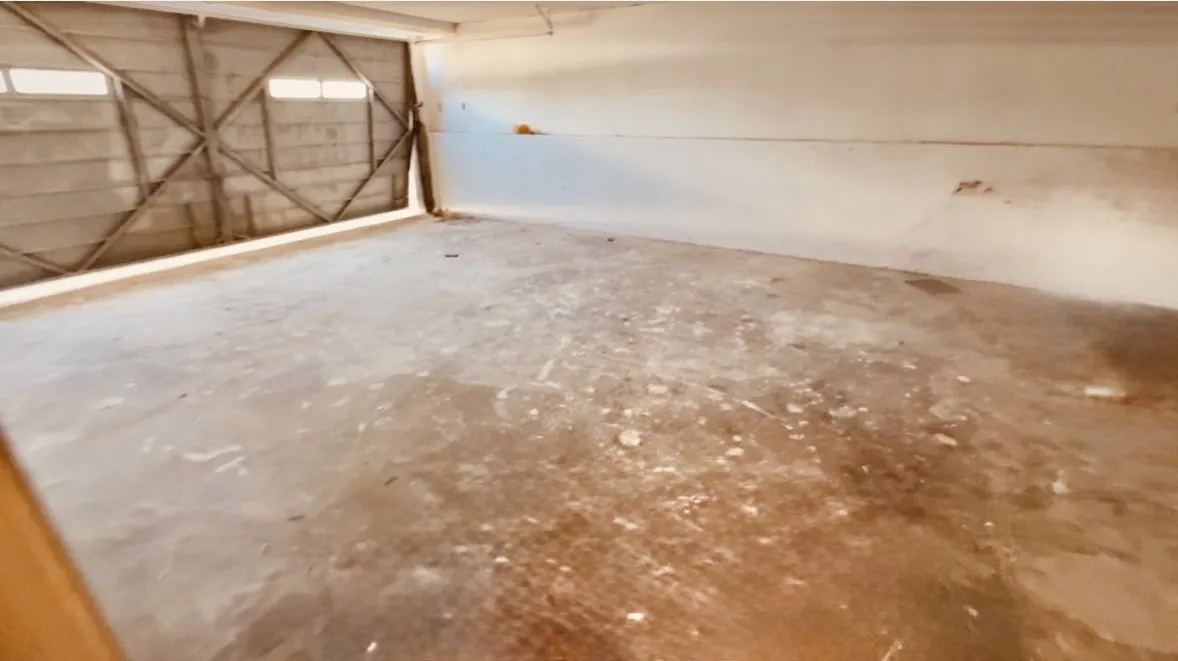 Single Family Residence For Sale in Kimble County , 120 Bluebonnet Drive, Junction, Texas 76849, 4 Bedroom, 3 Bathroom, 2 Garage spaces, 3,162 Sqft, built in 1957, mls#21335816, Real Estate Agent in Junction, Homes For Sale in Kimble county, Homes For Sale in Junction, Realtor in Junction Texas, Real Estate Brokerage Independent Realty Texas, Luminita Cordes Realtor
