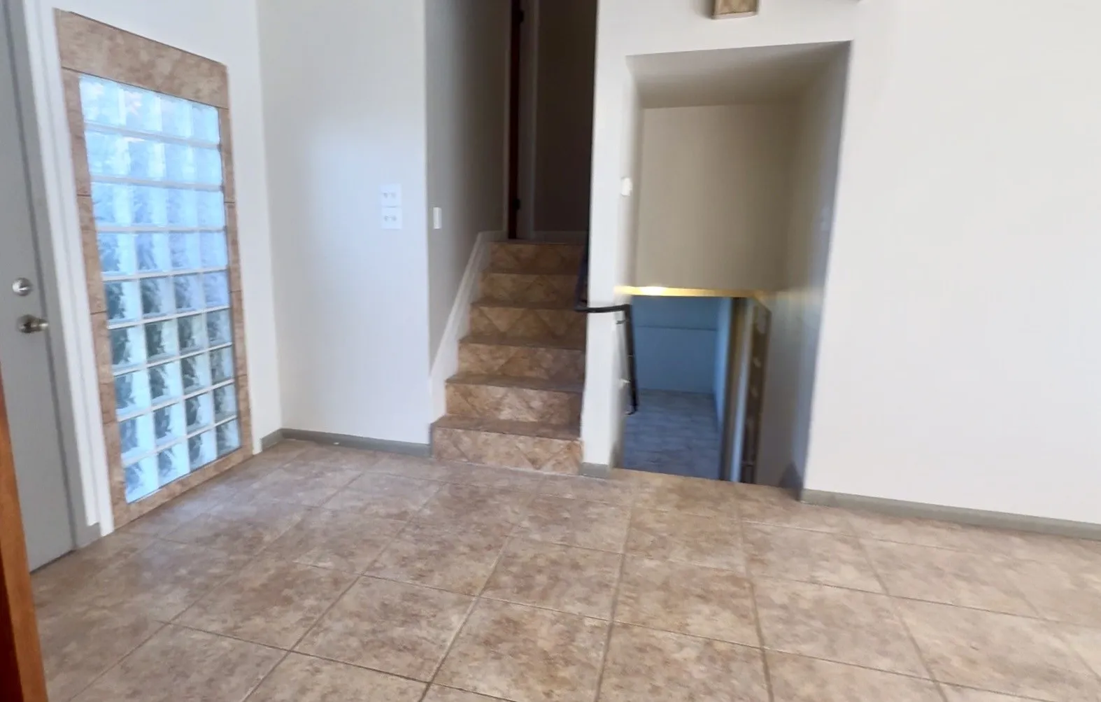 Single Family Residence For Sale in Kimble County , 120 Bluebonnet Drive, Junction, Texas 76849, 4 Bedroom, 3 Bathroom, 2 Garage spaces, 3,162 Sqft, built in 1957, mls#21335816, Real Estate Agent in Junction, Homes For Sale in Kimble county, Homes For Sale in Junction, Realtor in Junction Texas, Real Estate Brokerage Independent Realty Texas, Luminita Cordes Realtor