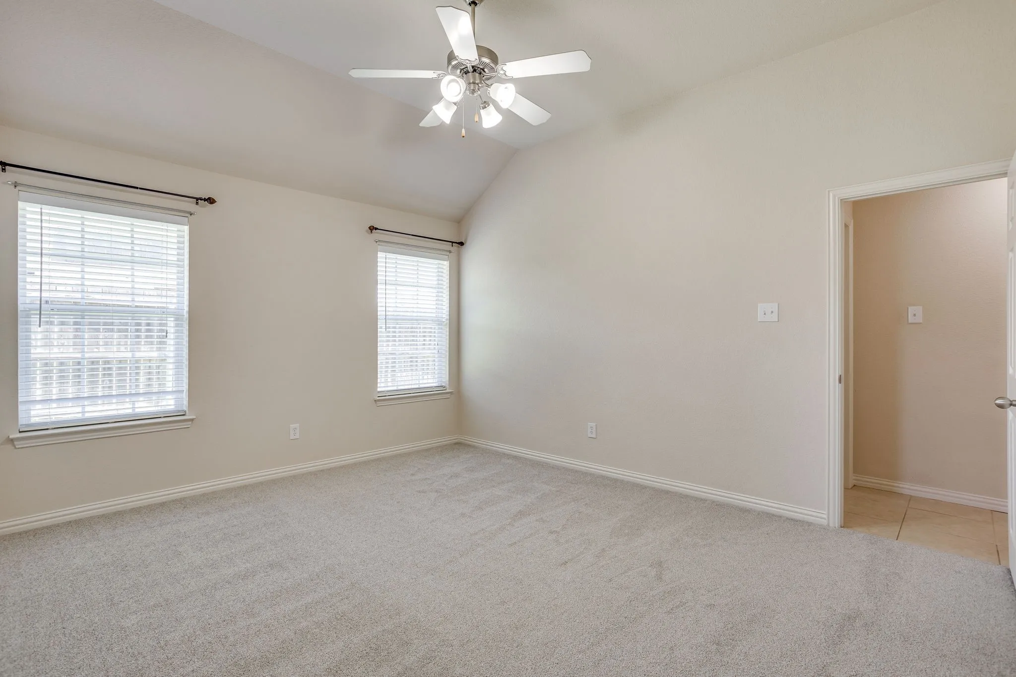 Single Family Residence For Sale in Johnson County , 705 Carmen Ana Avenue, Grandview, Texas 76050, 4 Bedroom, 2 Bathroom, 2 Garage spaces, 1,574 Sqft, built in 2006, mls#21336501, Real Estate Agent in Grandview, Homes For Sale in Johnson county, Homes For Sale in Grandview, Realtor in Grandview Texas, Real Estate Brokerage Independent Realty Texas, Luminita Cordes Realtor