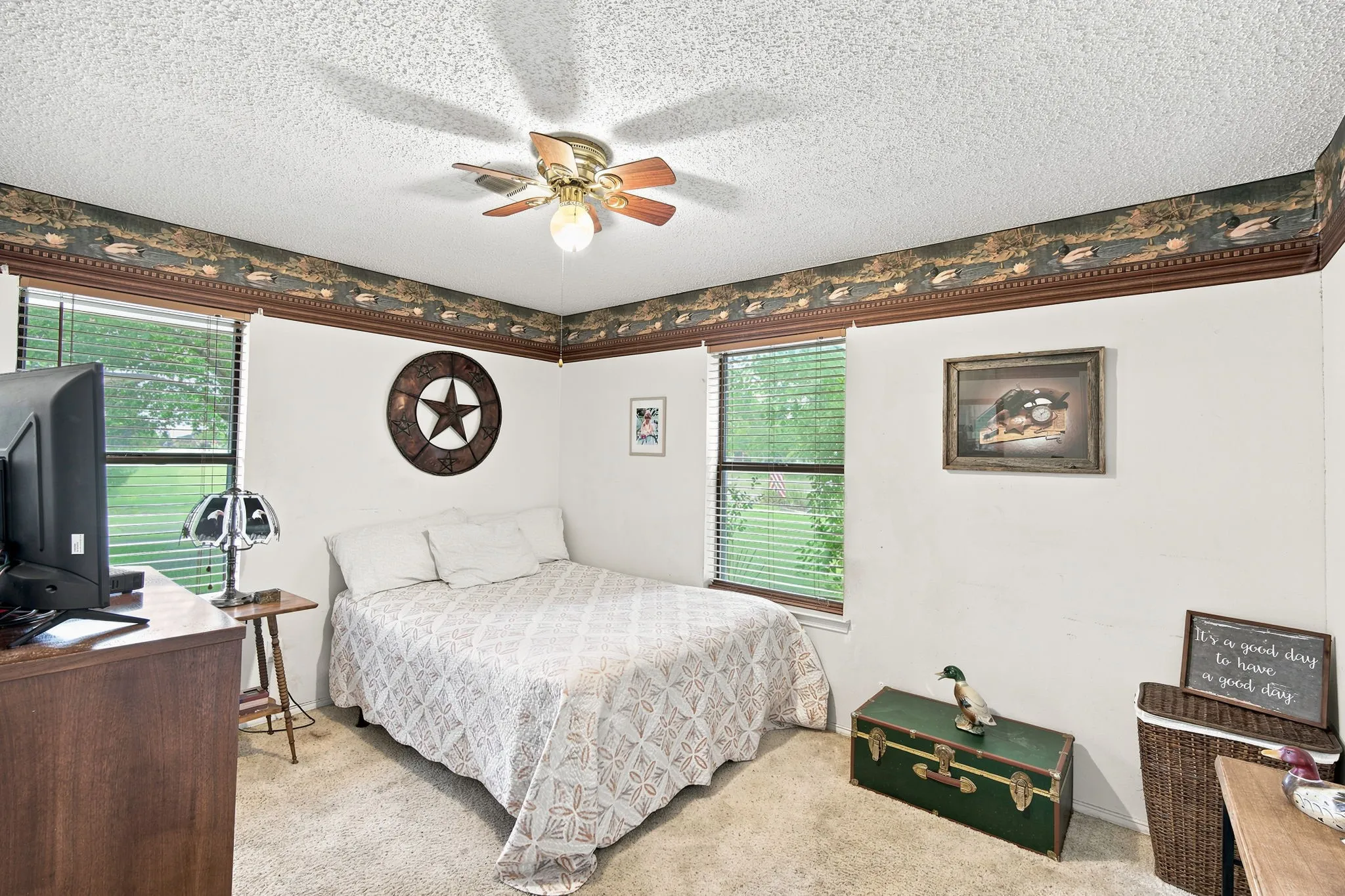 Single Family Residence For Sale in Ellis County , 1215 Butcher Road, Waxahachie, Texas 75165, 3 Bedroom, 2 Bathroom, 2 Garage spaces, 1,638 Sqft, built in 1983, Price $335,000, mls#21335915, Real Estate Agent in Waxahachie, Homes For Sale in Ellis county, Homes For Sale in Waxahachie, Realtor in Waxahachie Texas, Real Estate Brokerage Independent Realty Texas, Luminita Cordes Realtor