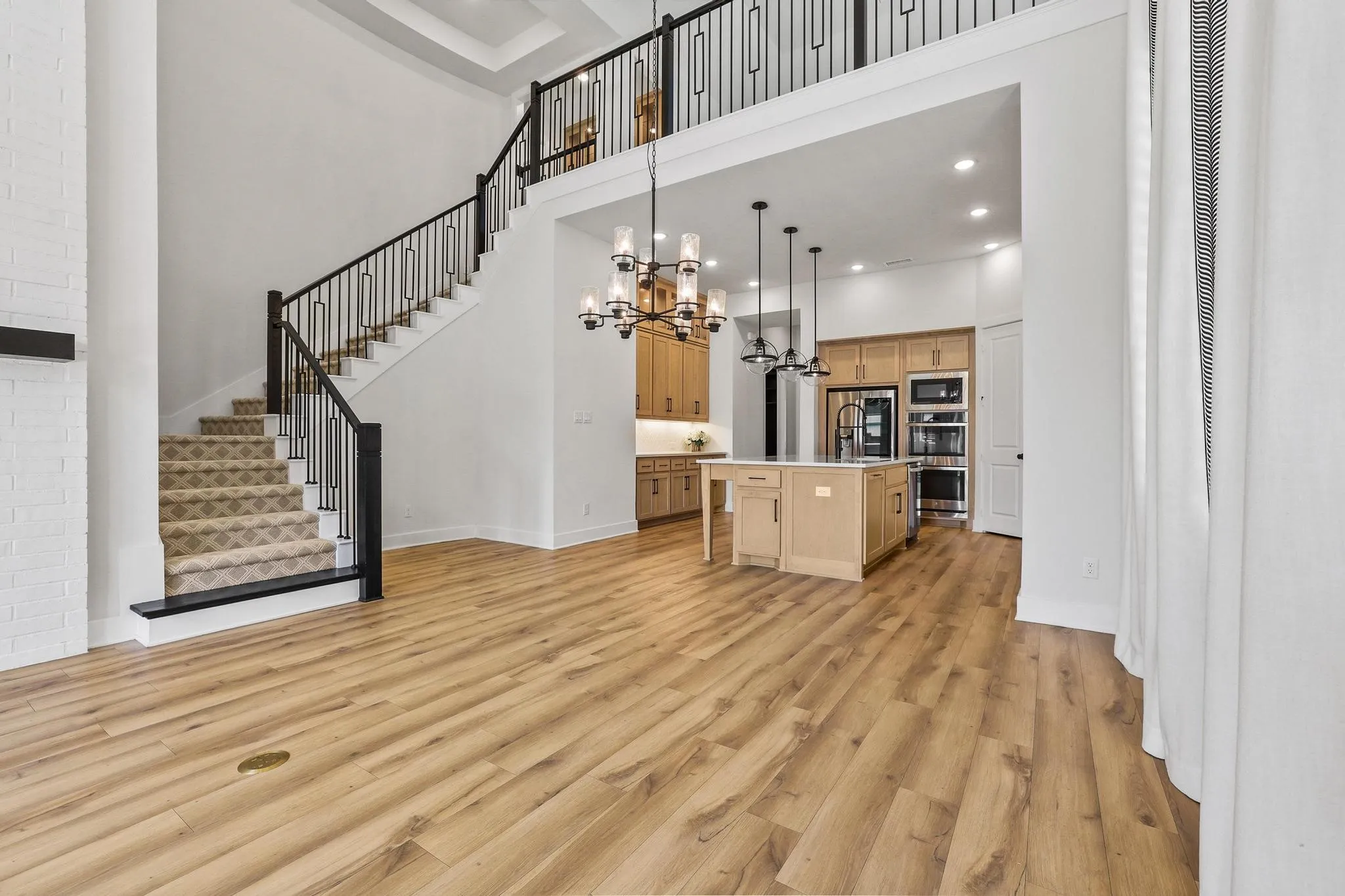 Single Family Residence For Sale in Denton County , 4211 Walnut Grove Lane, Prosper, Texas 75078, 4 Bedroom, 5 Bathroom, 3 Garage spaces, 3,451 Sqft, built in 2021, mls#21327973, Real Estate Agent in Prosper, Homes For Sale in Denton county, Homes For Sale in Prosper, Realtor in Prosper Texas, Real Estate Brokerage Independent Realty Texas, Luminita Cordes Realtor