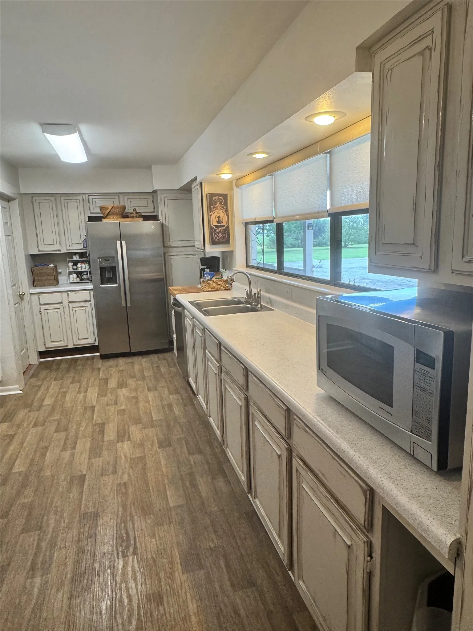 Single Family Residence For Sale in Navarro County , 550 Brookshire Street, Powell, Texas 75153, 4 Bedroom, 3 Bathroom, Garage spaces, 2,908 Sqft, built in 1997, mls#21327165, Real Estate Agent in Powell, Homes For Sale in Navarro county, Homes For Sale in Powell, Realtor in Powell Texas, Real Estate Brokerage Independent Realty Texas, Luminita Cordes Realtor