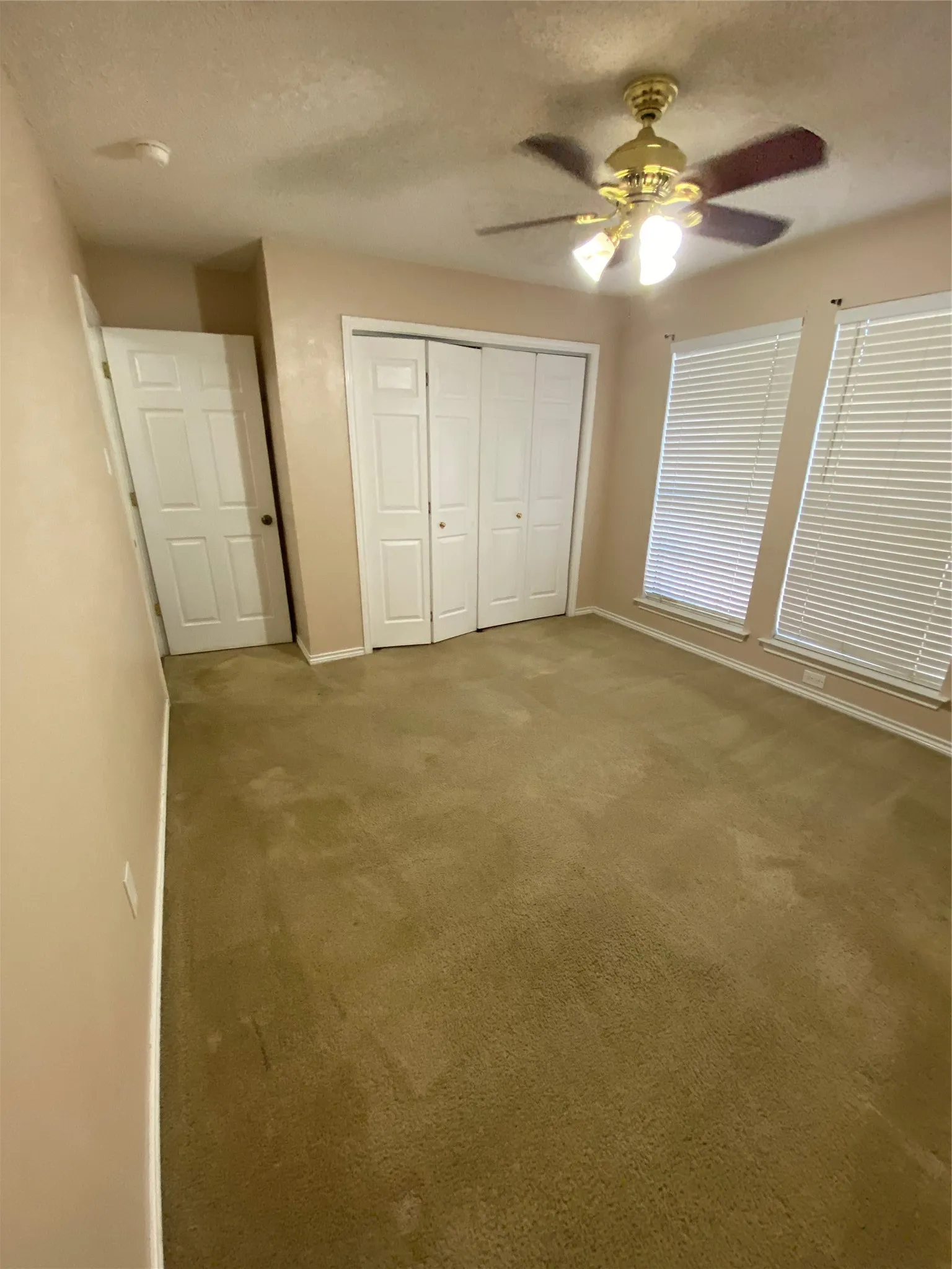 Single Family Residence For Rent in Dallas County , 4744 Montego Bay Drive, Irving, Texas 75038, 3 Bedroom, 2 Bathroom, 2 Garage spaces, 1,788 Sqft, built in 1985, mls#21336911, Real Estate Agent in Irving, Homes For Rent in Dallas county, Homes For Rent in Irving, Realtor in Irving Texas, Real Estate Brokerage Independent Realty Texas, Luminita Cordes Realtor