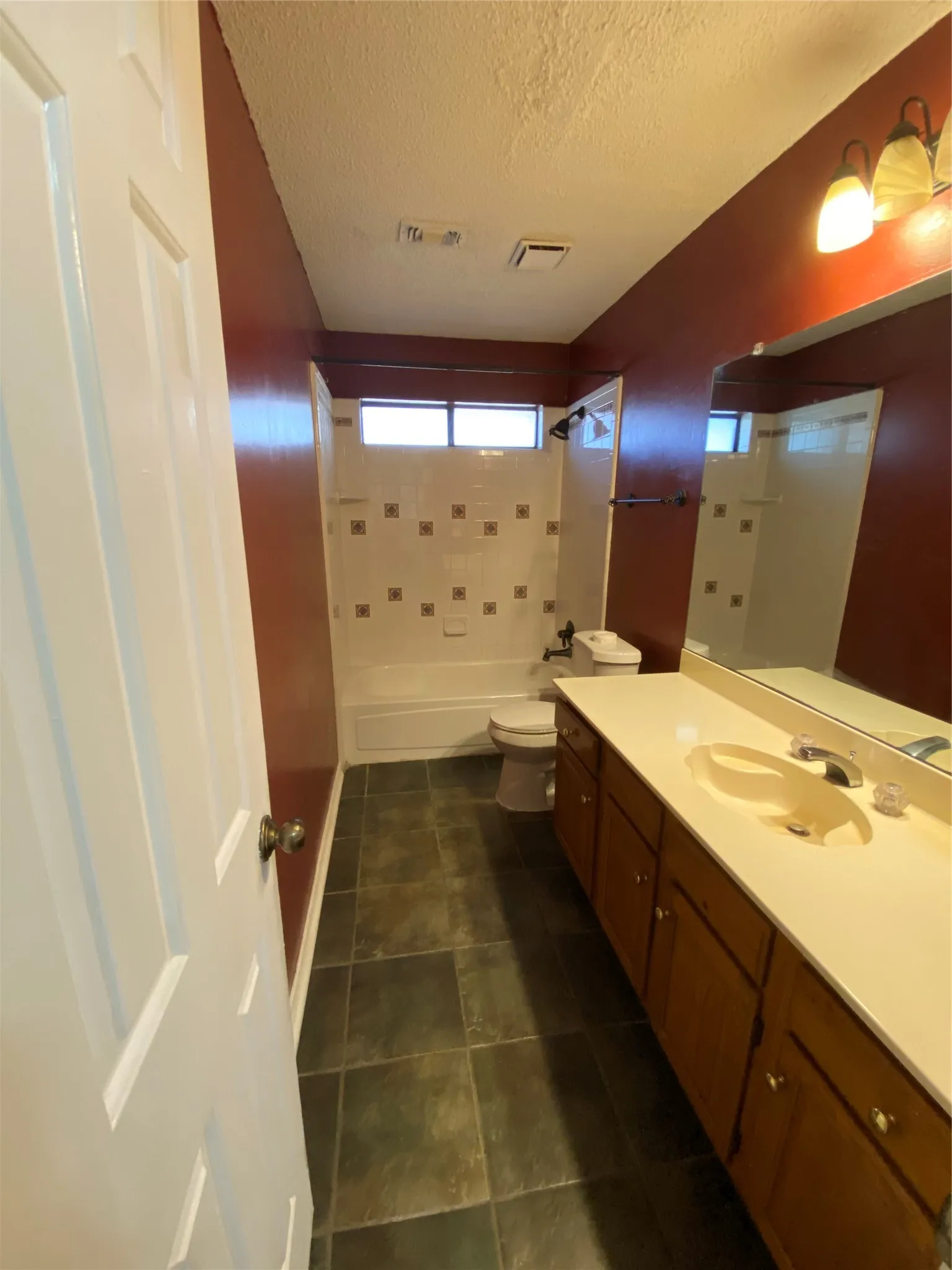 Single Family Residence For Rent in Dallas County , 4744 Montego Bay Drive, Irving, Texas 75038, 3 Bedroom, 2 Bathroom, 2 Garage spaces, 1,788 Sqft, built in 1985, mls#21336911, Real Estate Agent in Irving, Homes For Rent in Dallas county, Homes For Rent in Irving, Realtor in Irving Texas, Real Estate Brokerage Independent Realty Texas, Luminita Cordes Realtor