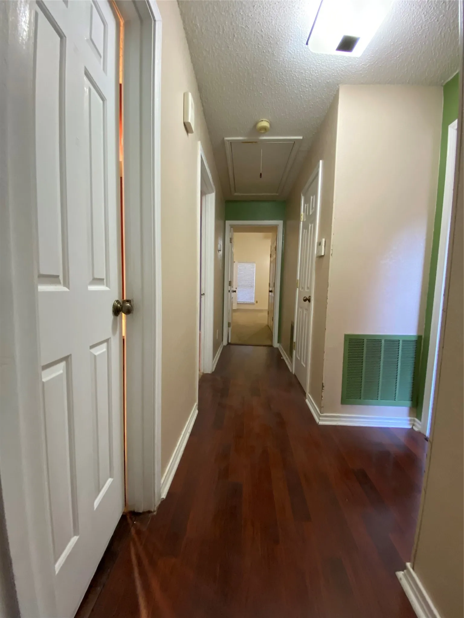 Single Family Residence For Rent in Dallas County , 4744 Montego Bay Drive, Irving, Texas 75038, 3 Bedroom, 2 Bathroom, 2 Garage spaces, 1,788 Sqft, built in 1985, mls#21336911, Real Estate Agent in Irving, Homes For Rent in Dallas county, Homes For Rent in Irving, Realtor in Irving Texas, Real Estate Brokerage Independent Realty Texas, Luminita Cordes Realtor
