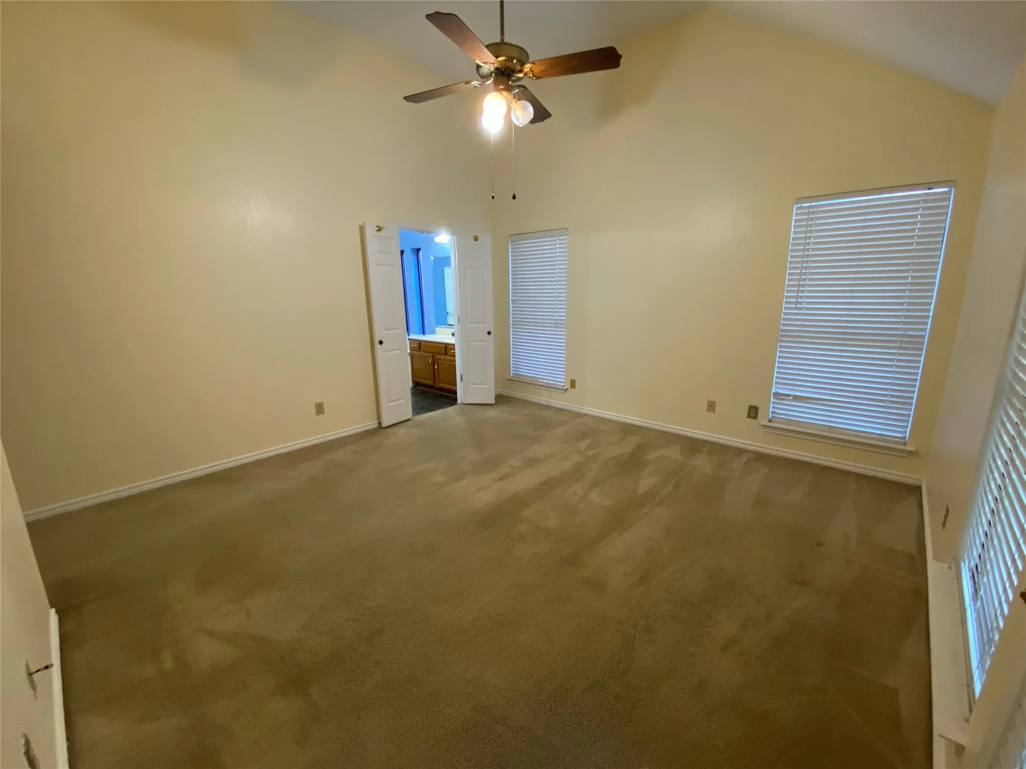 Single Family Residence For Rent in Dallas County , 4744 Montego Bay Drive, Irving, Texas 75038, 3 Bedroom, 2 Bathroom, 2 Garage spaces, 1,788 Sqft, built in 1985, mls#21336911, Real Estate Agent in Irving, Homes For Rent in Dallas county, Homes For Rent in Irving, Realtor in Irving Texas, Real Estate Brokerage Independent Realty Texas, Luminita Cordes Realtor