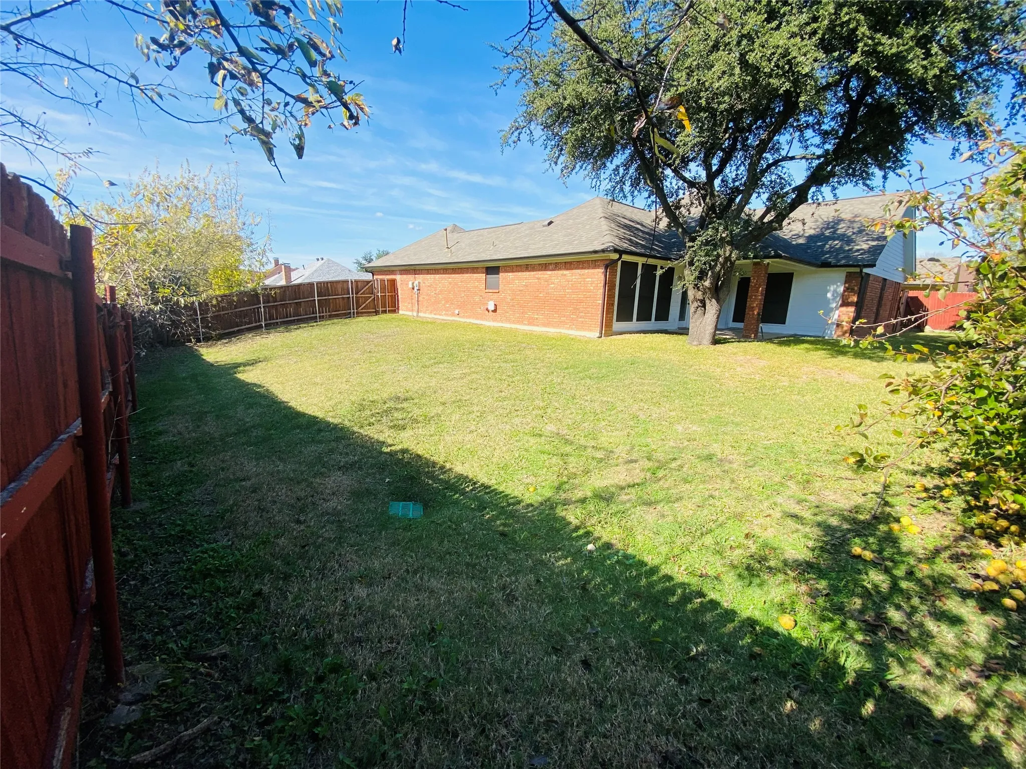Single Family Residence For Rent in Dallas County , 4744 Montego Bay Drive, Irving, Texas 75038, 3 Bedroom, 2 Bathroom, 2 Garage spaces, 1,788 Sqft, built in 1985, mls#21336911, Real Estate Agent in Irving, Homes For Rent in Dallas county, Homes For Rent in Irving, Realtor in Irving Texas, Real Estate Brokerage Independent Realty Texas, Luminita Cordes Realtor