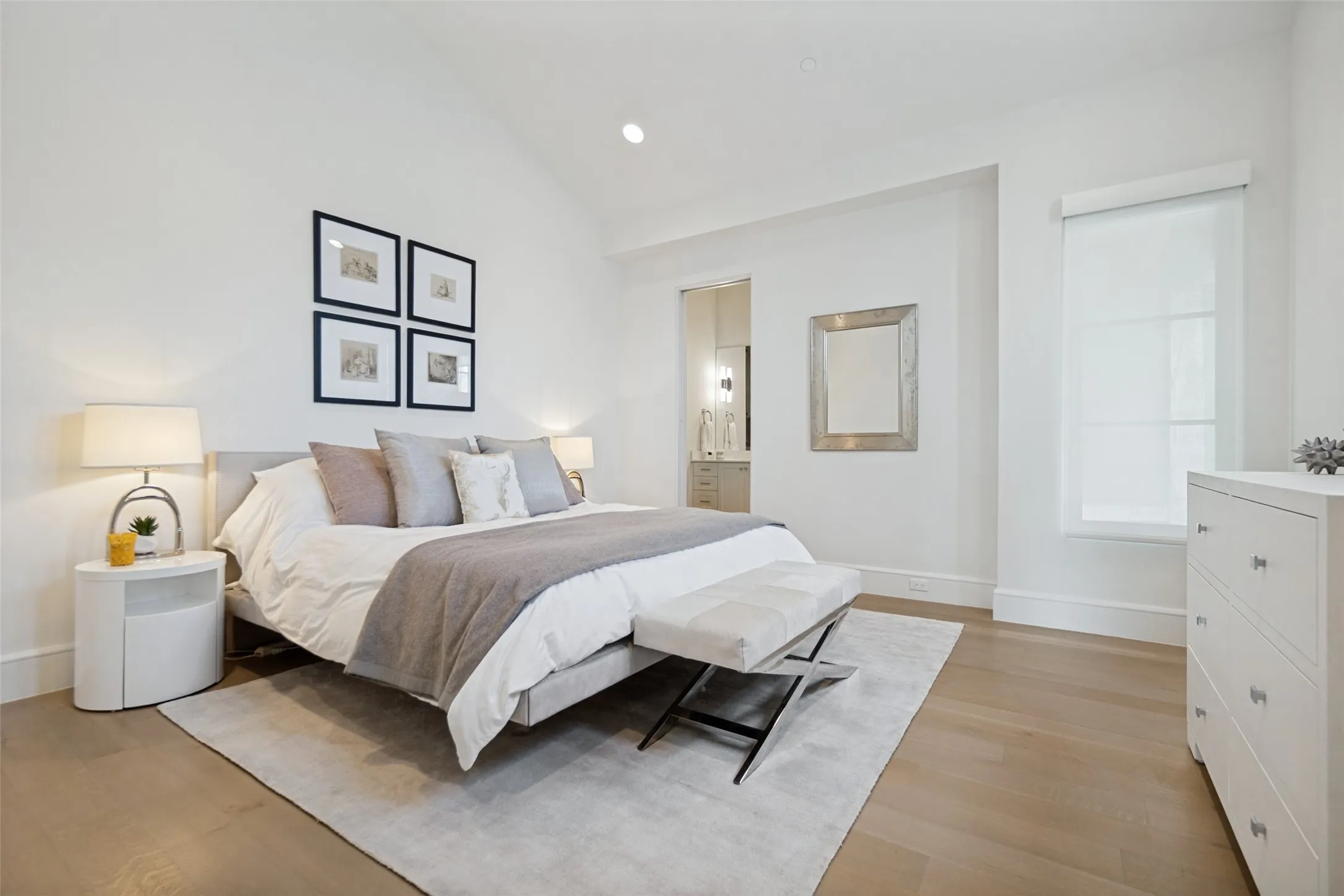 Condominium For Sale in Dallas County , 4502 Abbott Avenue 317, Highland Park, Texas 75205, 2 Bedroom, 3 Bathroom, 3 Garage spaces, 2,208 Sqft, built in 2015, mls#21336570, Real Estate Agent in Highland Park, Homes For Sale in Dallas county, Homes For Sale in Highland Park, Realtor in Highland Park Texas, Real Estate Brokerage Independent Realty Texas, Luminita Cordes Realtor
