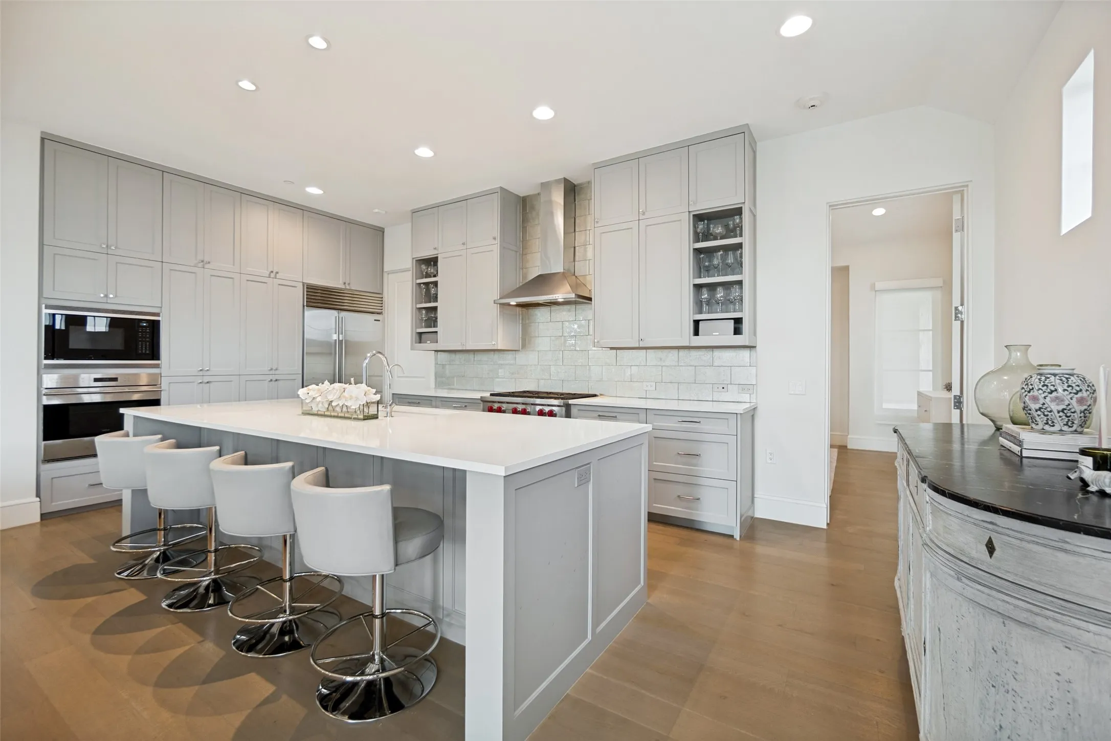 Condominium For Sale in Dallas County , 4502 Abbott Avenue 317, Highland Park, Texas 75205, 2 Bedroom, 3 Bathroom, 3 Garage spaces, 2,208 Sqft, built in 2015, mls#21336570, Real Estate Agent in Highland Park, Homes For Sale in Dallas county, Homes For Sale in Highland Park, Realtor in Highland Park Texas, Real Estate Brokerage Independent Realty Texas, Luminita Cordes Realtor