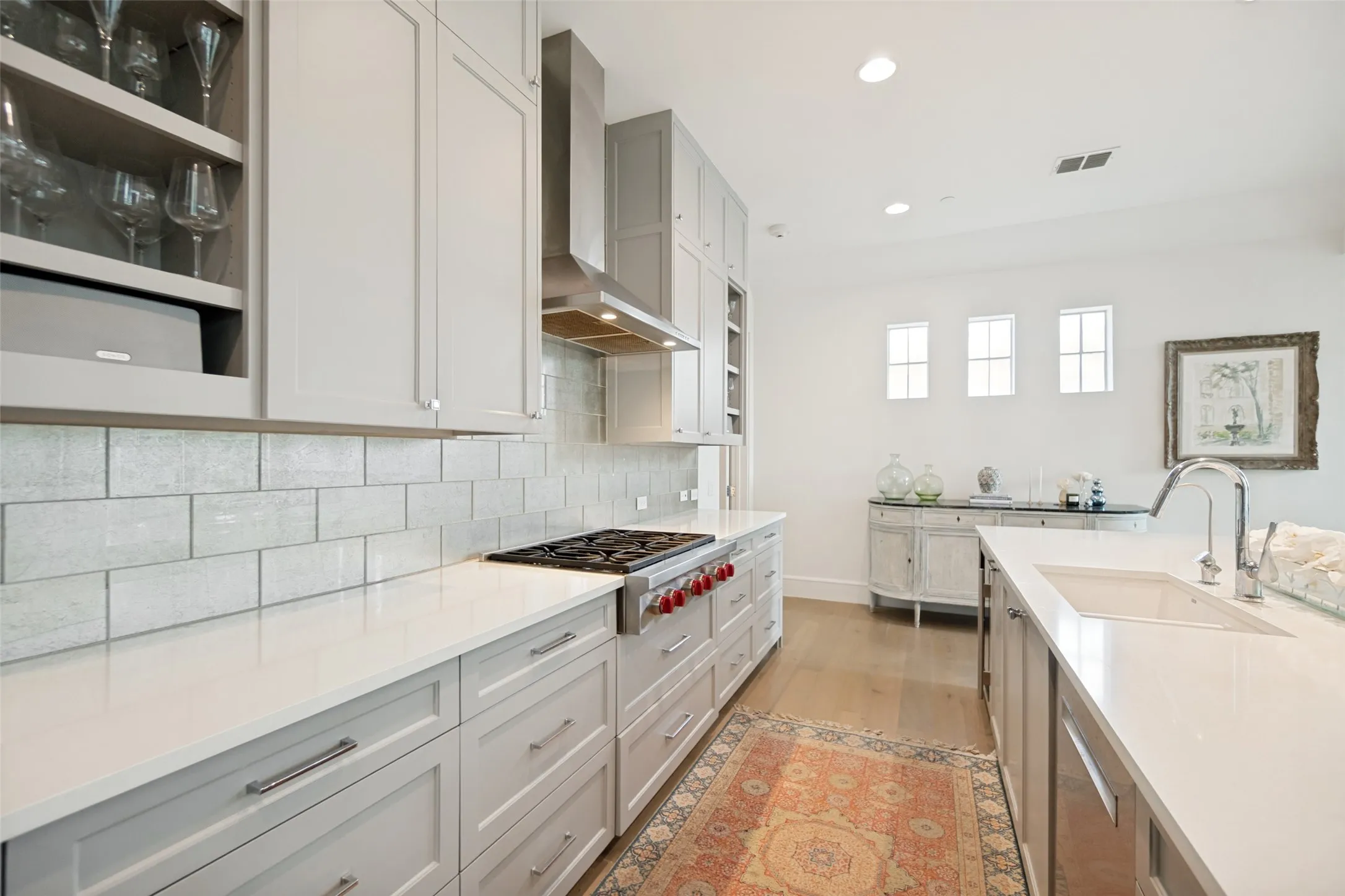 Condominium For Sale in Dallas County , 4502 Abbott Avenue 317, Highland Park, Texas 75205, 2 Bedroom, 3 Bathroom, 3 Garage spaces, 2,208 Sqft, built in 2015, mls#21336570, Real Estate Agent in Highland Park, Homes For Sale in Dallas county, Homes For Sale in Highland Park, Realtor in Highland Park Texas, Real Estate Brokerage Independent Realty Texas, Luminita Cordes Realtor