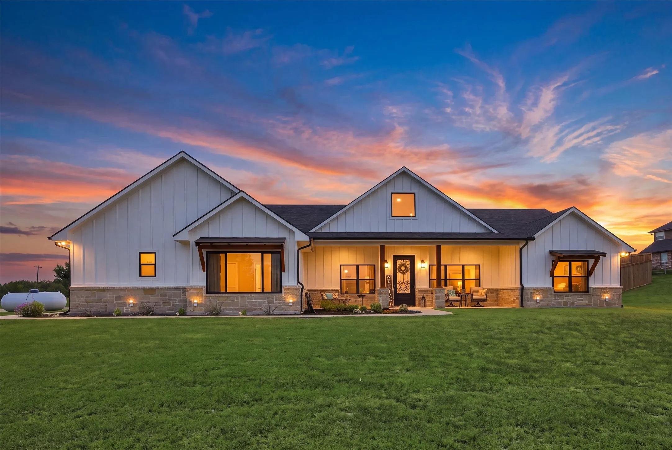 Single Family Residence For Sale in Grayson County , 3657 Harrell Road, Howe, Texas 75459, 4 Bedroom, 3 Bathroom, 2 Garage spaces, 2,485 Sqft, built in 2023, mls#21336094, Real Estate Agent in Howe, Homes For Sale in Grayson county, Homes For Sale in Howe, Realtor in Howe Texas, Real Estate Brokerage Independent Realty Texas, Luminita Cordes Realtor