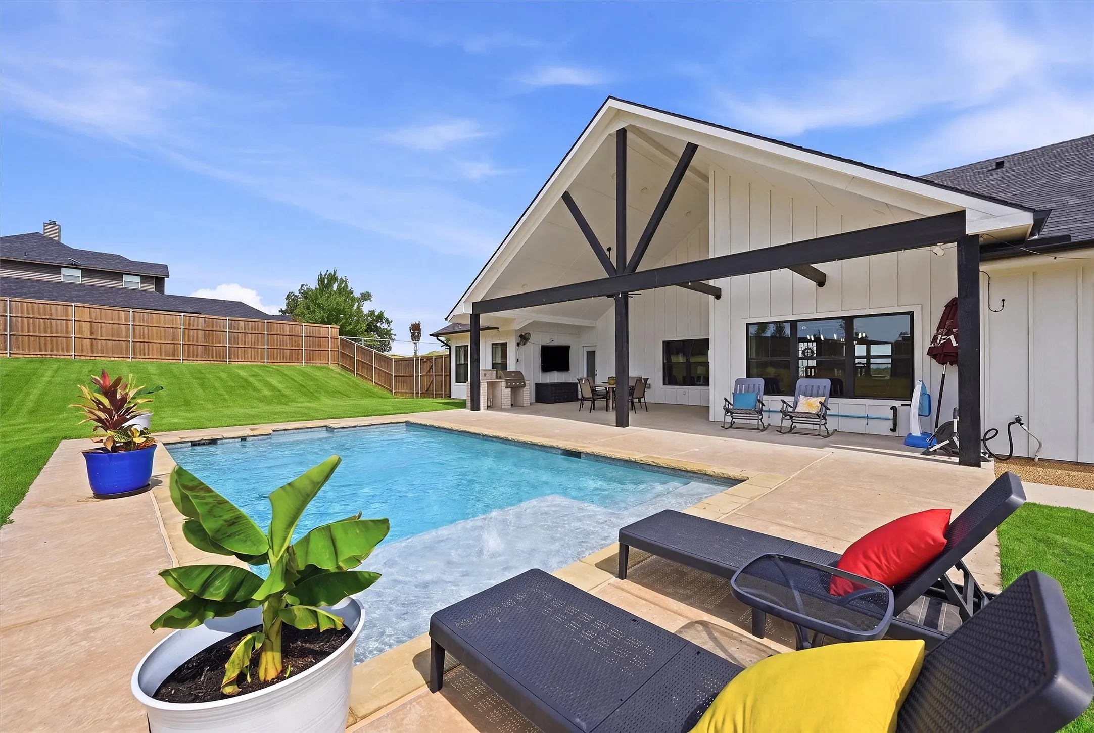Single Family Residence For Sale in Grayson County , 3657 Harrell Road, Howe, Texas 75459, 4 Bedroom, 3 Bathroom, 2 Garage spaces, 2,485 Sqft, built in 2023, mls#21336094, Real Estate Agent in Howe, Homes For Sale in Grayson county, Homes For Sale in Howe, Realtor in Howe Texas, Real Estate Brokerage Independent Realty Texas, Luminita Cordes Realtor