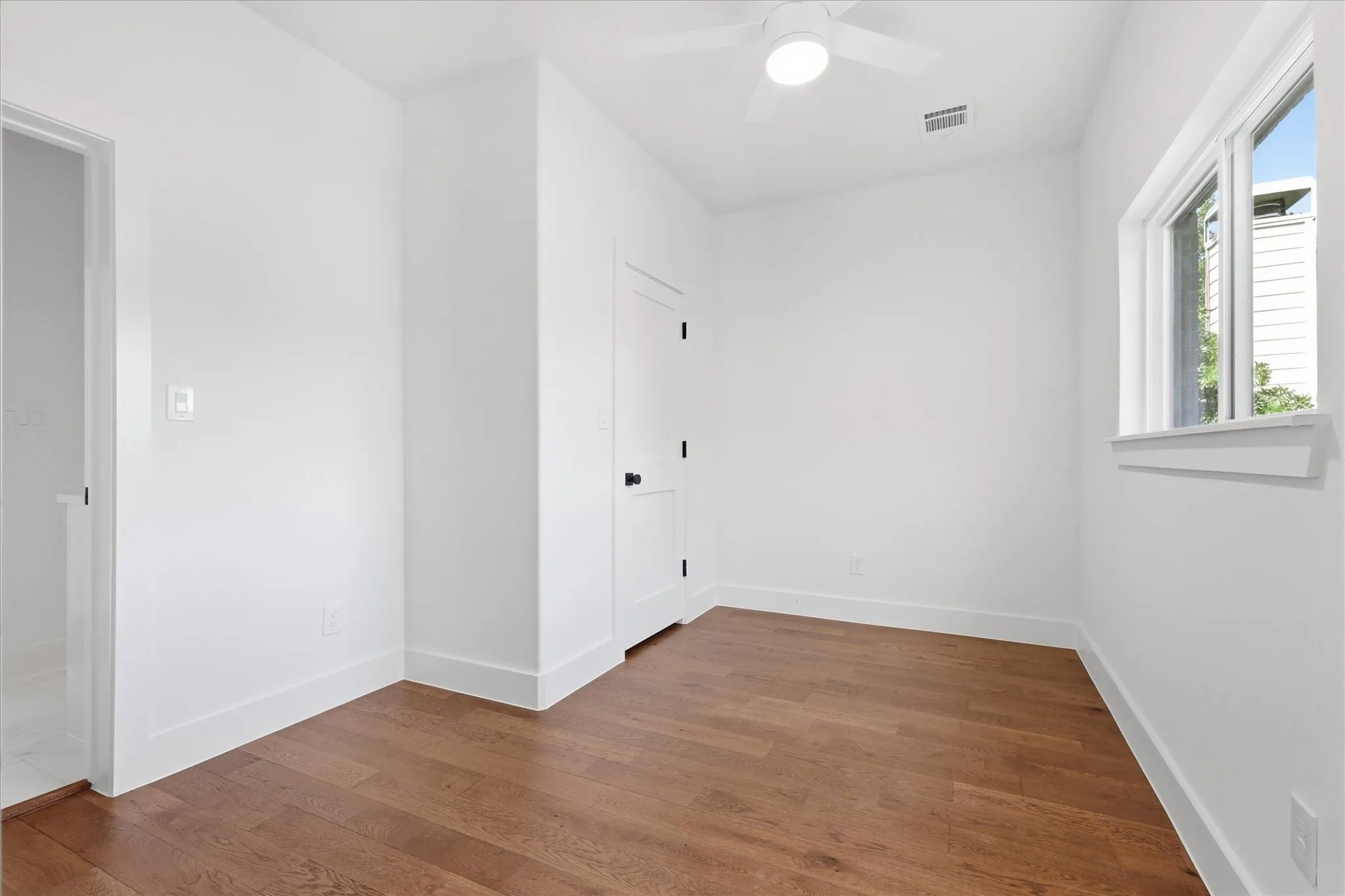 Single Family Residence For Sale in Rockwall County , 324 Valiant Drive, Rockwall, Texas 75032, 5 Bedroom, 4 Bathroom, 2 Garage spaces, 2,416 Sqft, built in 2026, mls#21336729, Real Estate Agent in Rockwall, Homes For Sale in Rockwall county, Homes For Sale in Rockwall, Realtor in Rockwall Texas, Real Estate Brokerage Independent Realty Texas, Luminita Cordes Realtor