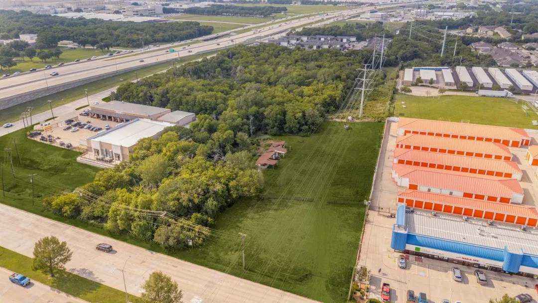 For Sale: 1200 W. Pioneer Pkwy. Grand Prairie, TX 75051