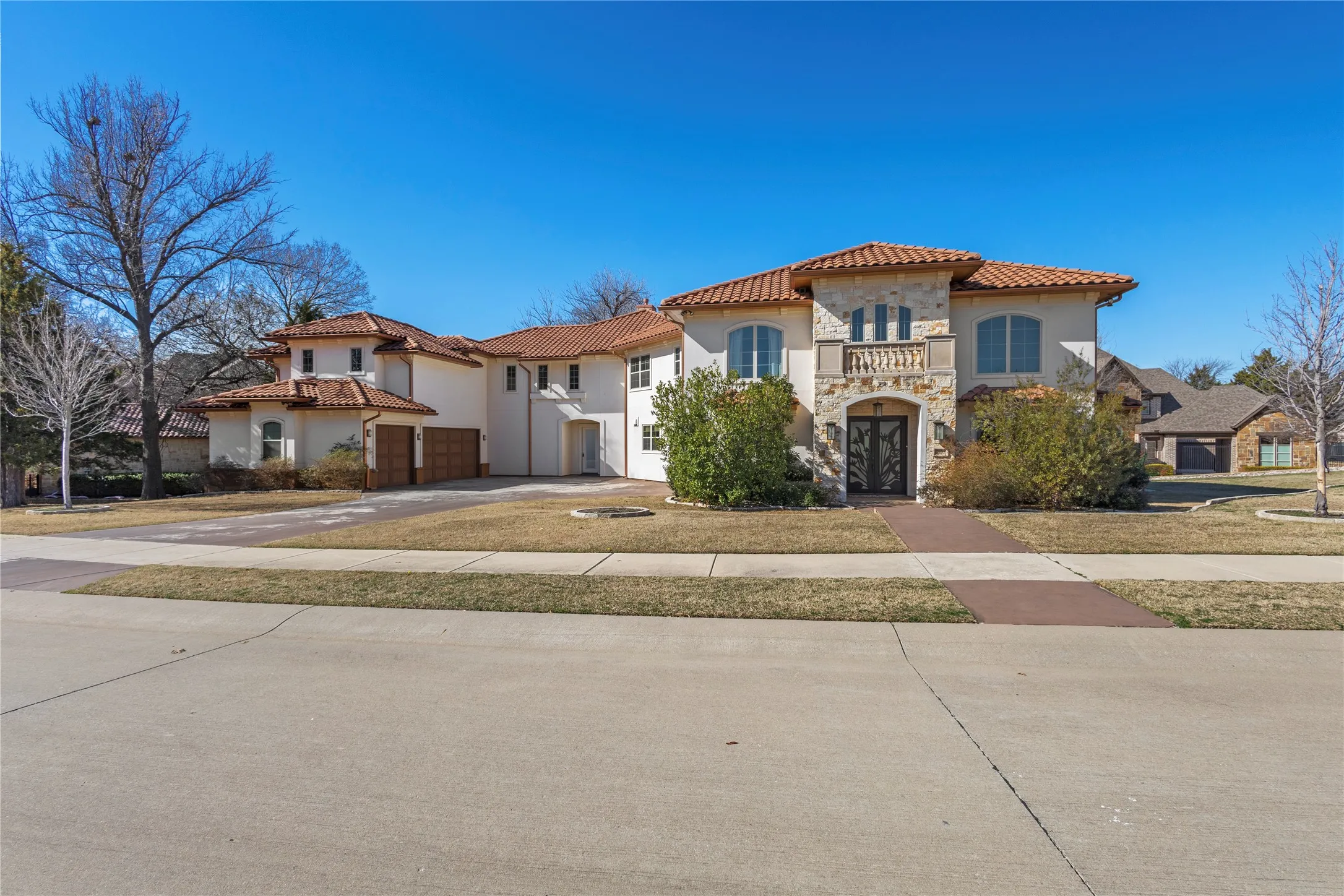 Single Family Residence For Sale in Collin County , 3805 Ledgestone Court, Richardson, Texas 75082, 6 Bedrooms, 7 Bathrooms, 3 Garage spaces, 7,325 Sqft, built in 2015, Price $2,300,000, mls#21329513, Real Estate Agent in Richardson, Homes For Sale in Collin county, Homes For Sale in Richardson, Realtor in Richardson Texas, Real Estate Brokerage Independent Realty Texas, Luminita Cordes Realtor