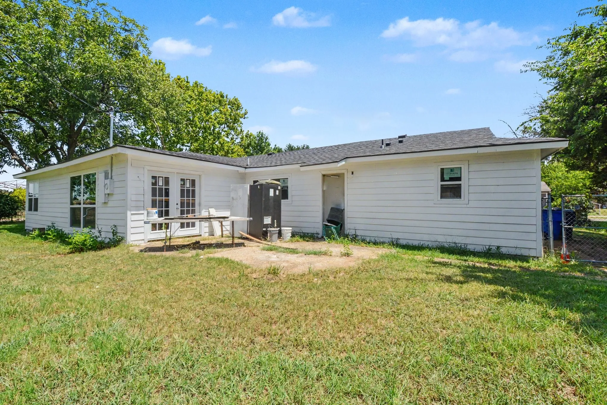 Single Family Residence For Sale in Dallas County , 3623 Castle Hills Drive, Dallas, Texas 75241, 3 Bedroom, 2 Bathroom, Garage spaces, 1,695 Sqft, built in 1959, mls#21336934, Real Estate Agent in Dallas, Homes For Sale in Dallas county, Homes For Sale in Dallas, Realtor in Dallas Texas, Real Estate Brokerage Independent Realty Texas, Luminita Cordes Realtor