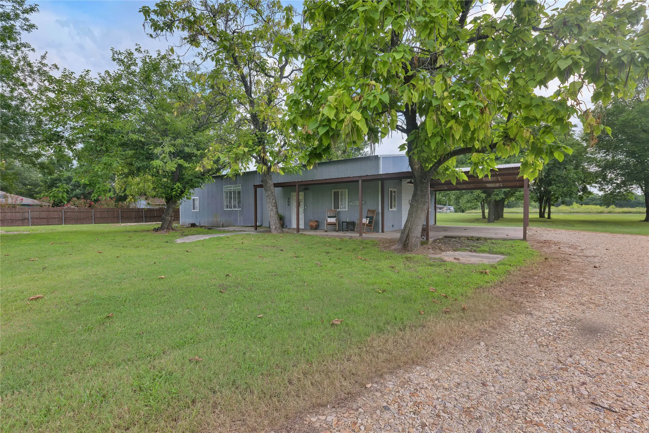 Single Family Residence For Sale in Delta County , 800 SW 9th, Cooper, Texas 75432, 2 Bedroom, 1 Bathroom, 2 Garage spaces, 1,800 Sqft, built in 1900, mls#21336167, Real Estate Agent in Cooper, Homes For Sale in Delta county, Homes For Sale in Cooper, Realtor in Cooper Texas, Real Estate Brokerage Independent Realty Texas, Luminita Cordes Realtor