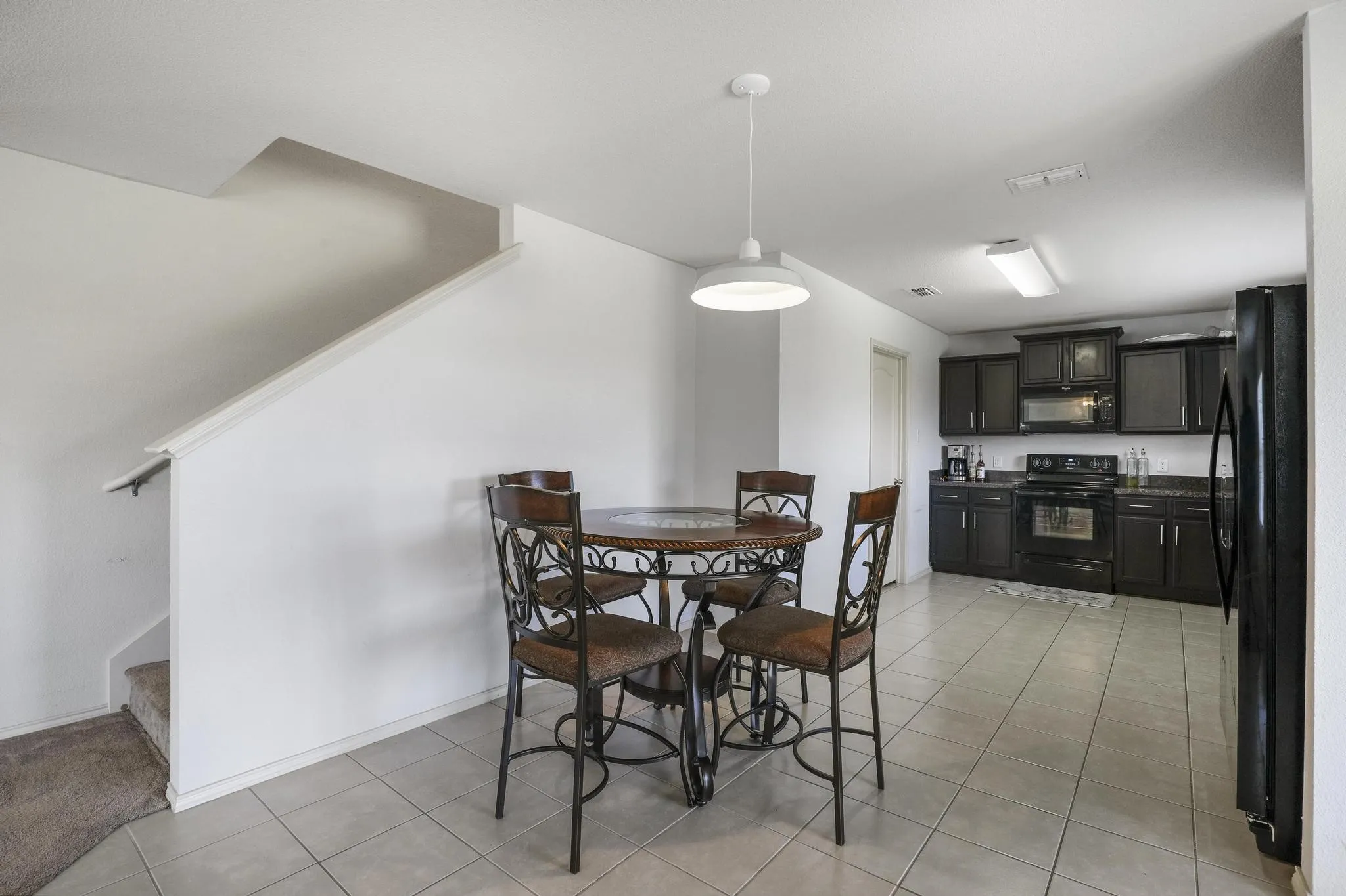 Single Family Residence For Sale in Denton County , 5305 Wharfside Place 1, Denton, Texas 76208, 3 Bedroom, 3 Bathroom, 2 Garage spaces, 2,280 Sqft, built in 2016, mls#21336671, Real Estate Agent in Denton, Homes For Sale in Denton county, Homes For Sale in Denton, Realtor in Denton Texas, Real Estate Brokerage Independent Realty Texas, Luminita Cordes Realtor